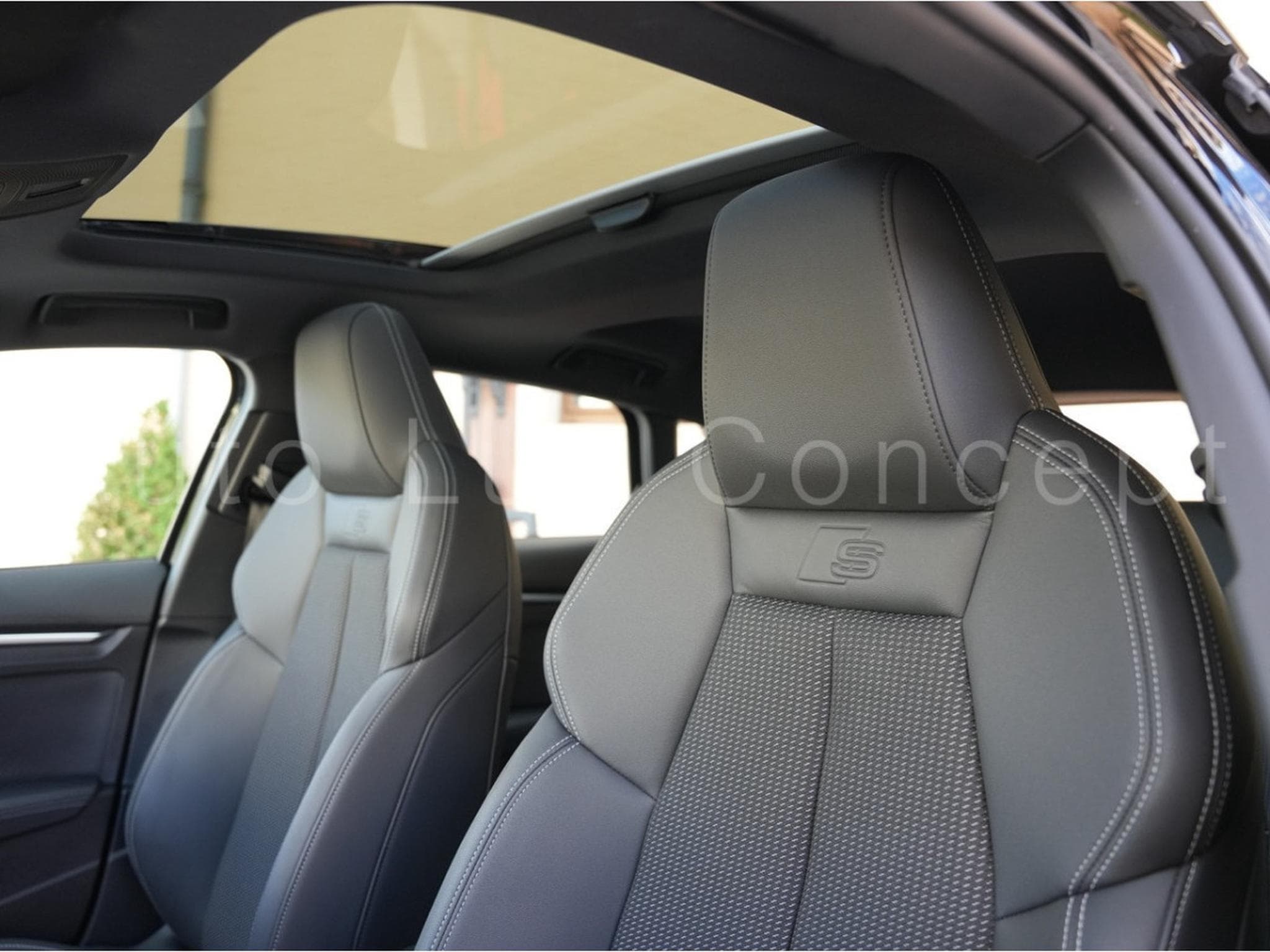 Audi A3 Sportback 35 TDI S line S tronic (2024) - Photo 8