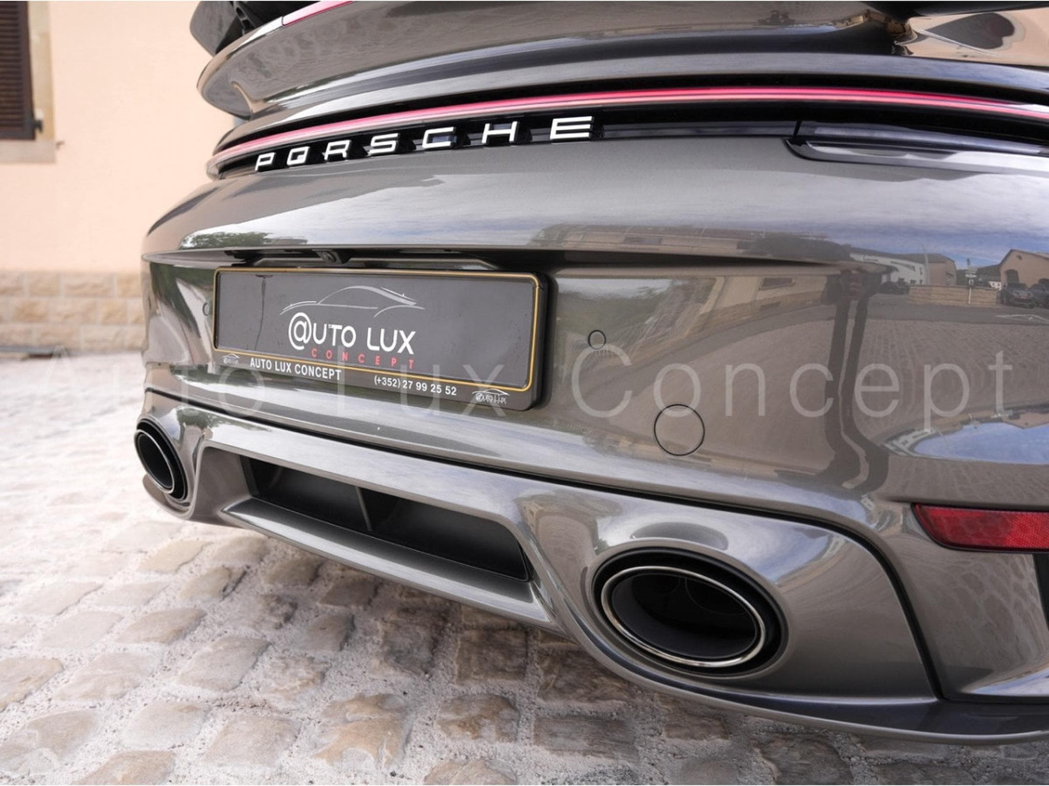 Porsche 911 911 Turbo S Coupé (2021) - Photo 10
