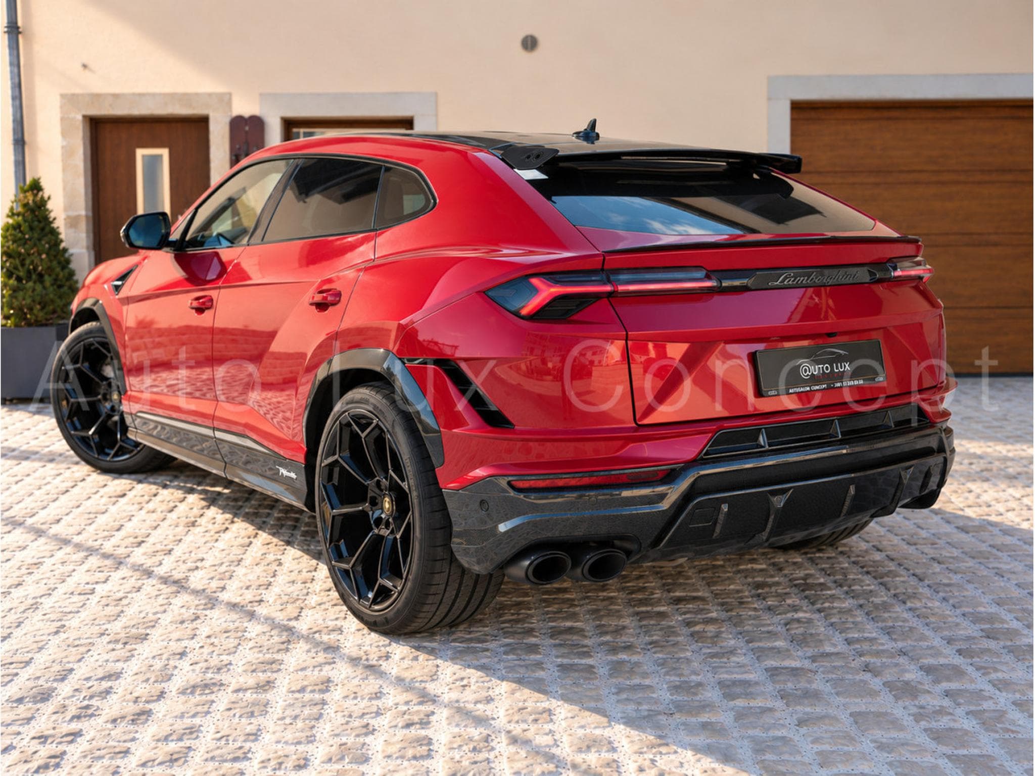 Lamborghini Urus Performante (2025) - Photo 4