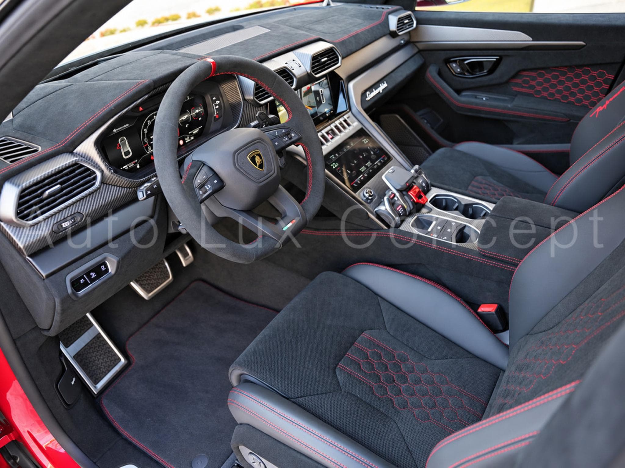 Lamborghini Urus Performante (2025) - Photo 5