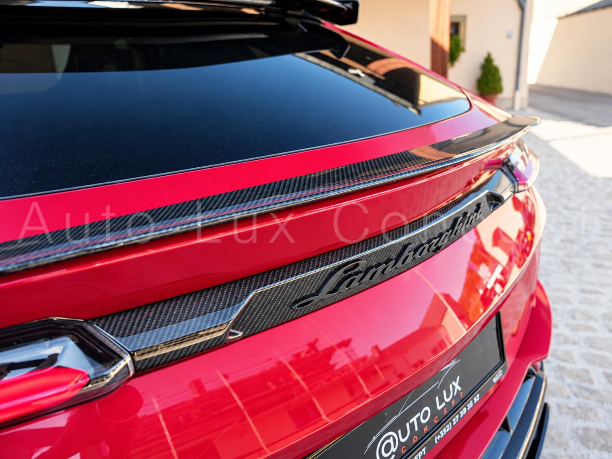Lamborghini Urus Performante (2025) - Photo 12