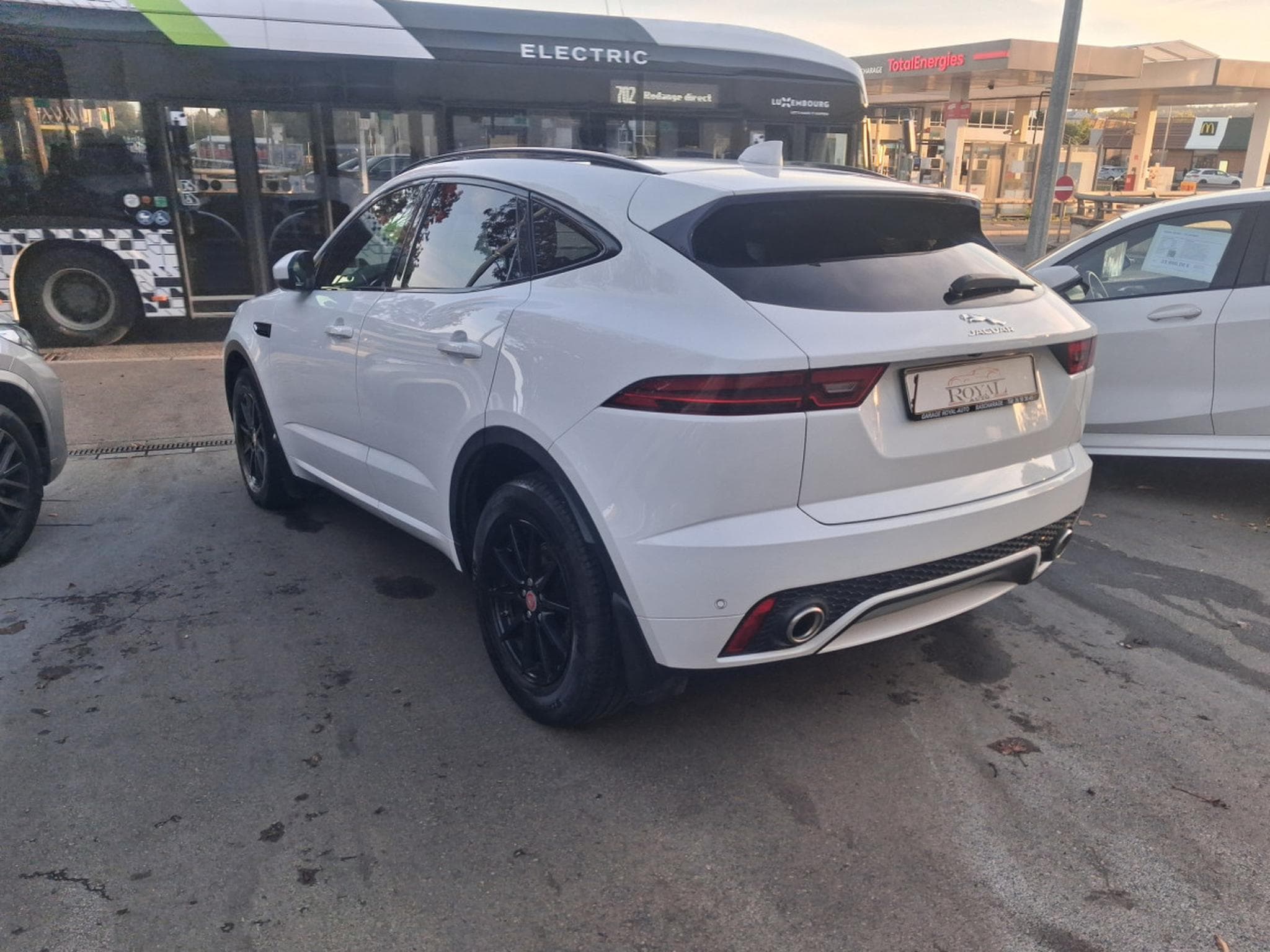 Jaguar E-Pace RDINAMIC (2018) - Photo 4