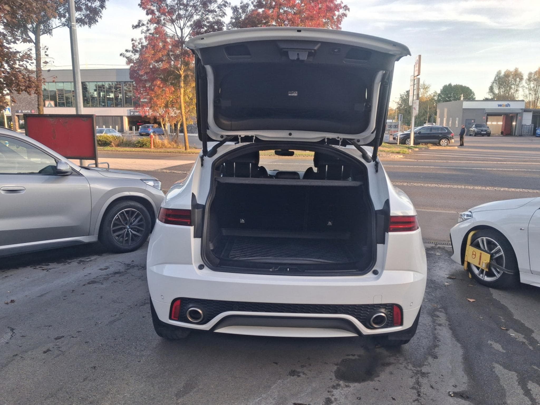 Jaguar E-Pace RDINAMIC (2018) - Photo 6