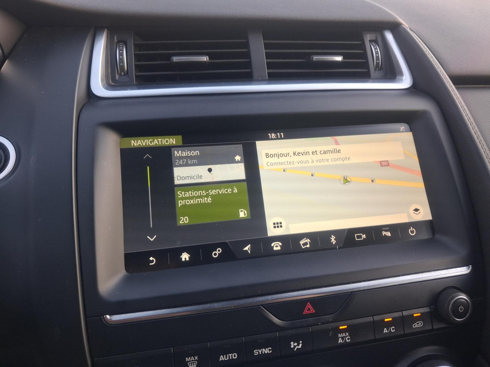 Jaguar E-Pace RDINAMIC (2018) - Photo 14