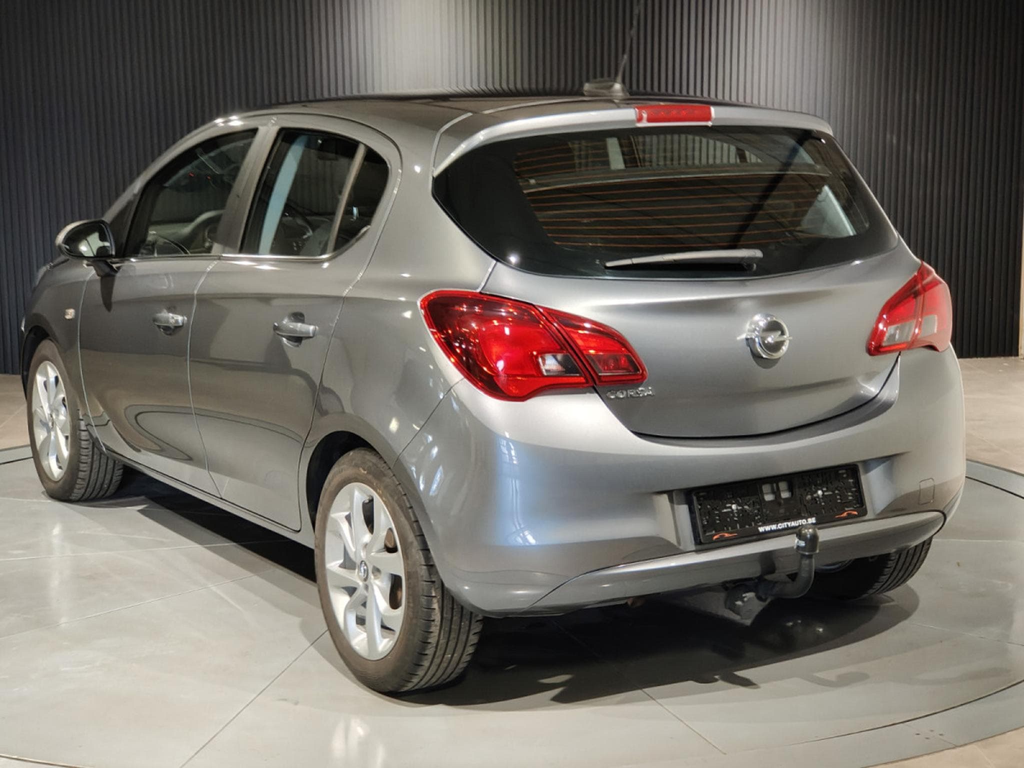 Opel Corsa 1.4i AUTOMATIQUE CLIMATISATION CARPLAY BLUETOOTH (2018) - Photo 4