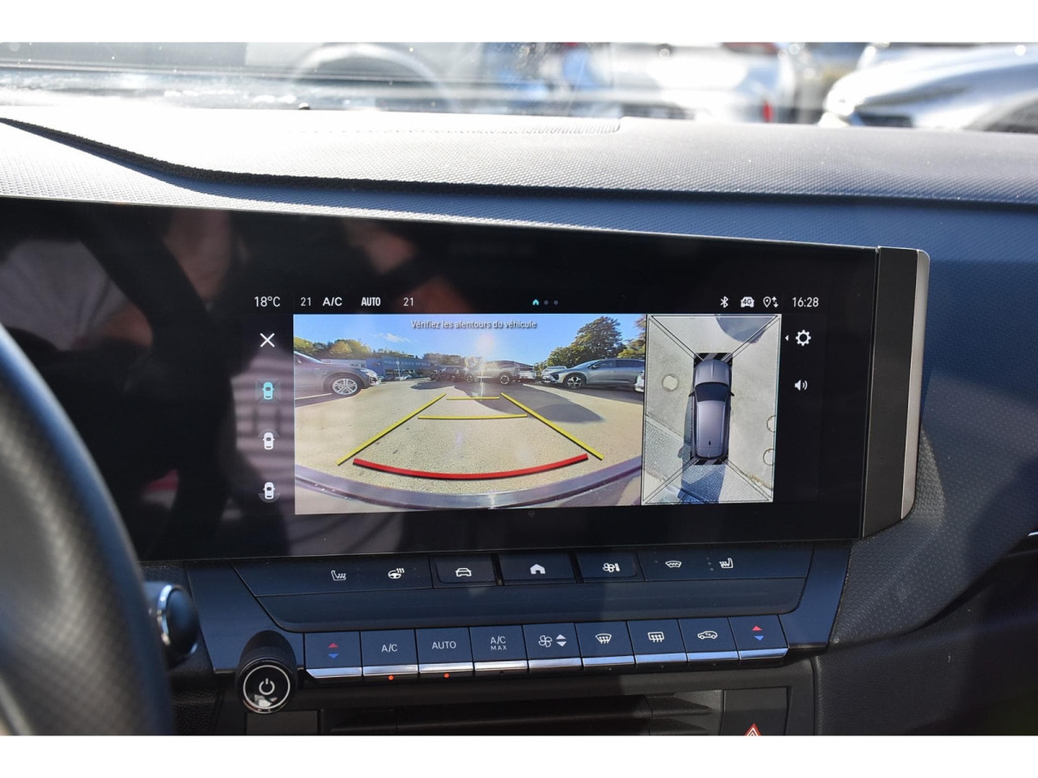 Opel Astra Sports Tourer 1.2 Hybrid 145 GS e-DCT6  MEMO PANO HUD CAM360 (2025) - Photo 17