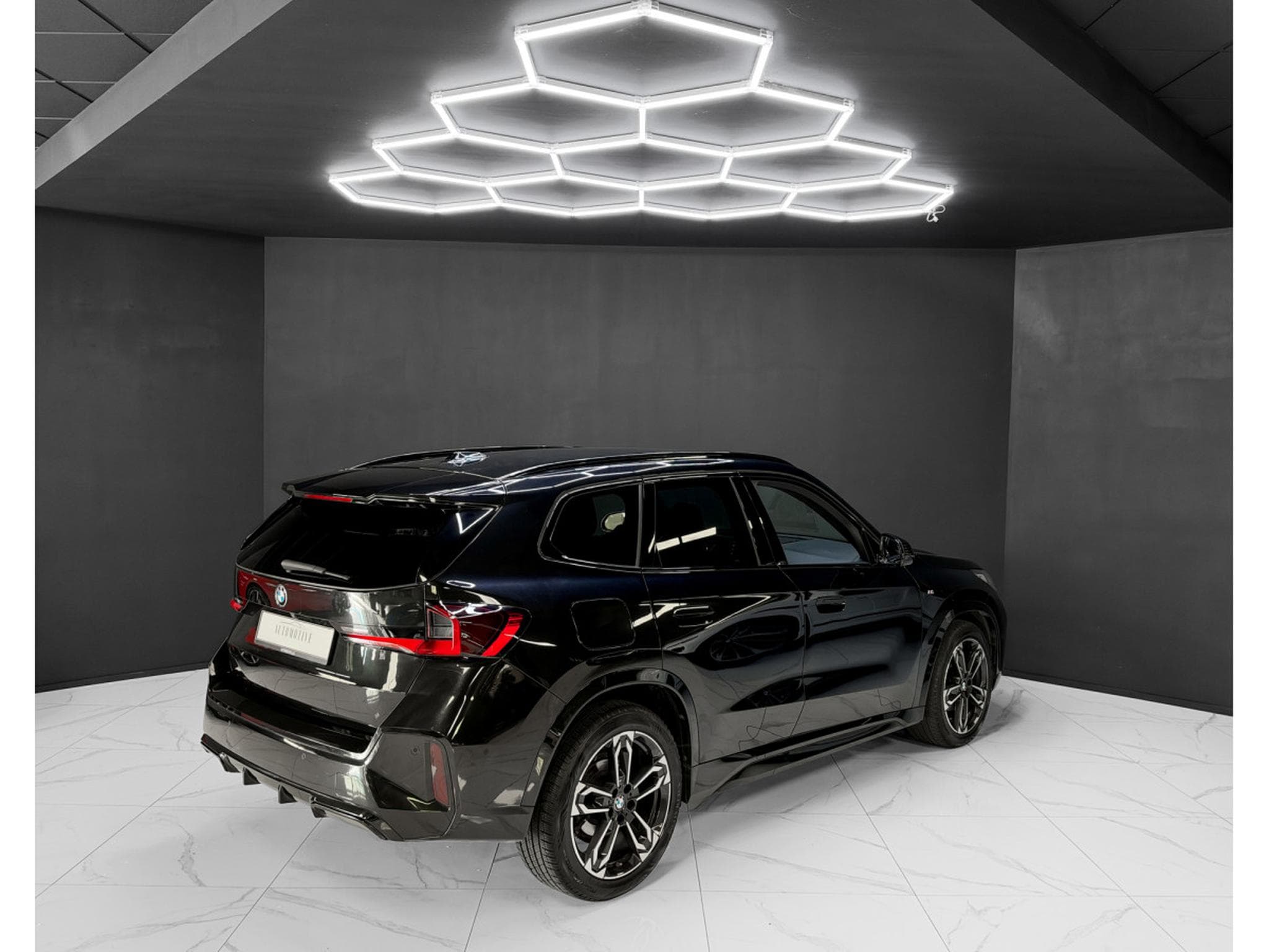 BMW X1 18d sDrive M Sport Pack (2024) - Photo 5