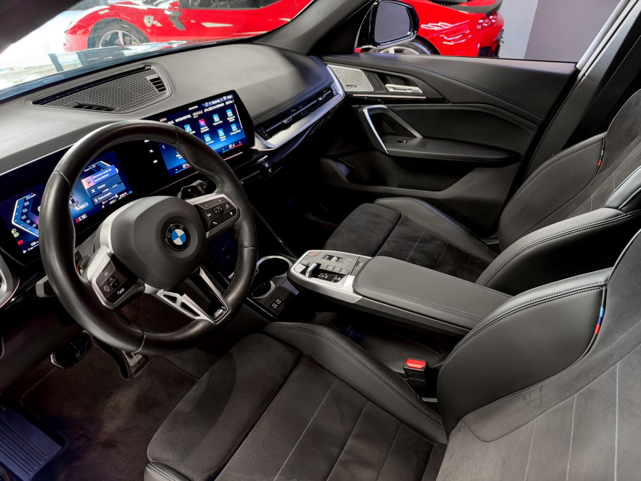 BMW X1 18d sDrive M Sport Pack (2024) - Photo 11