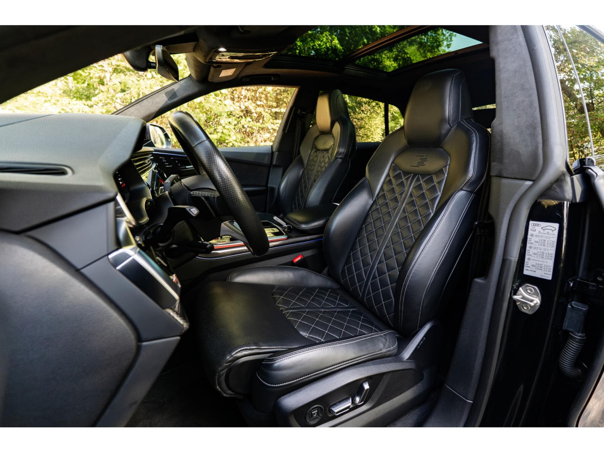 Audi SQ8 Audi SQ8 4.0 V8 TFSI 507 ch quattro Tiptronic (2023) - Photo 9