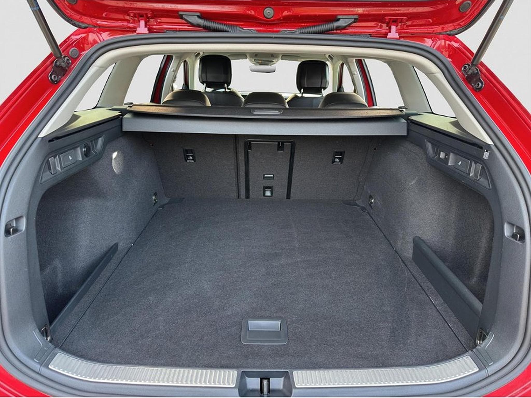 VW Passat (2026) - Photo 21