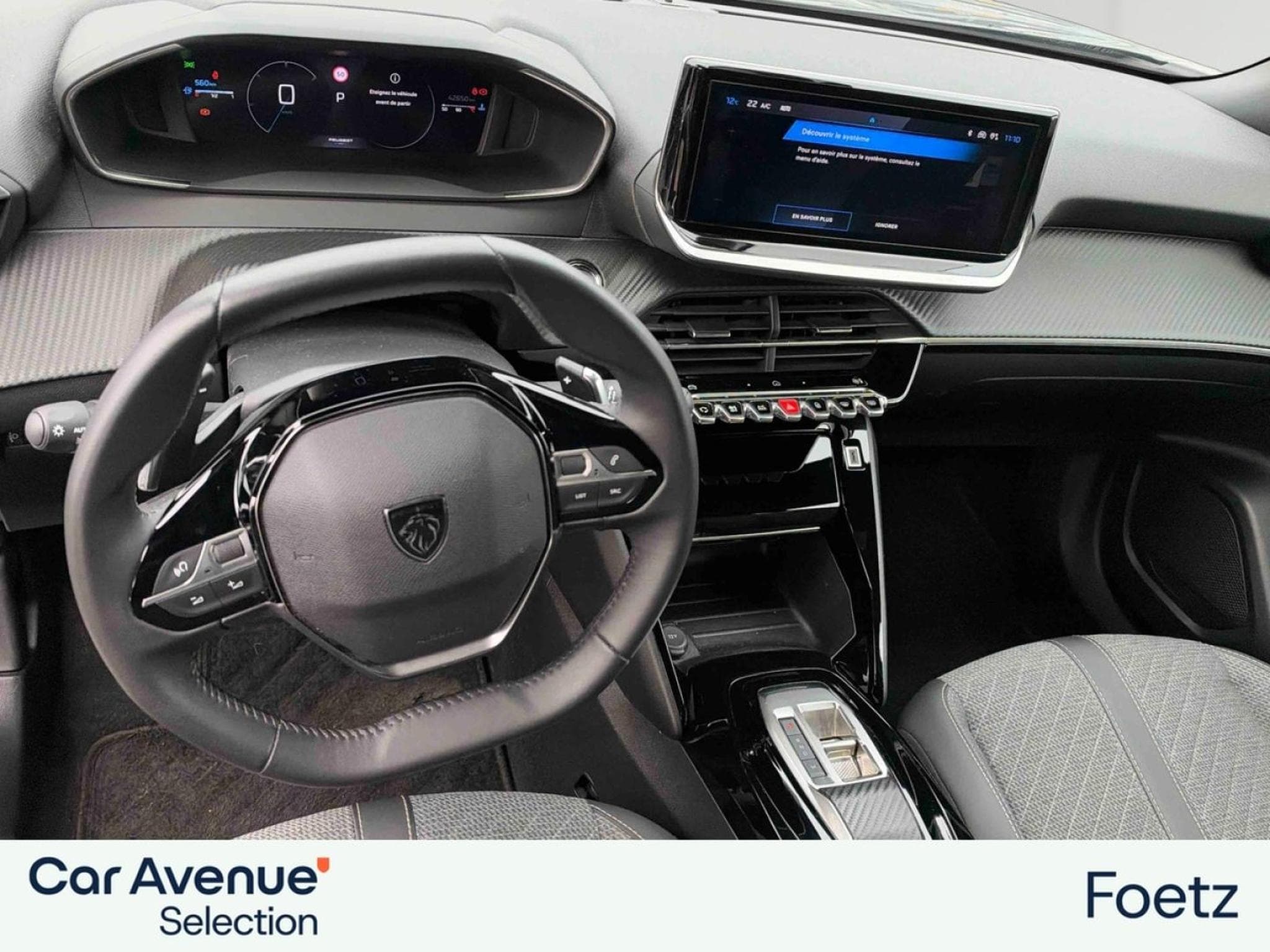 PEUGEOT 2008 1.2 Hybrid 136ch Allure e-DCS6 (2025) - Photo 3