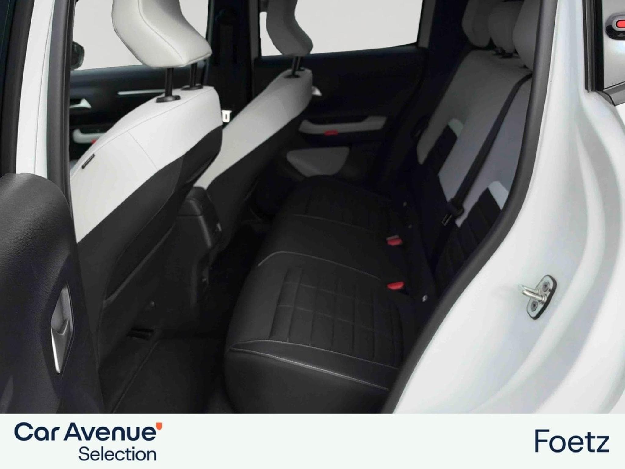 CITROEN C3 Electrique 113ch 44,2kWh autonomie confort MAX (2025) - Photo 9
