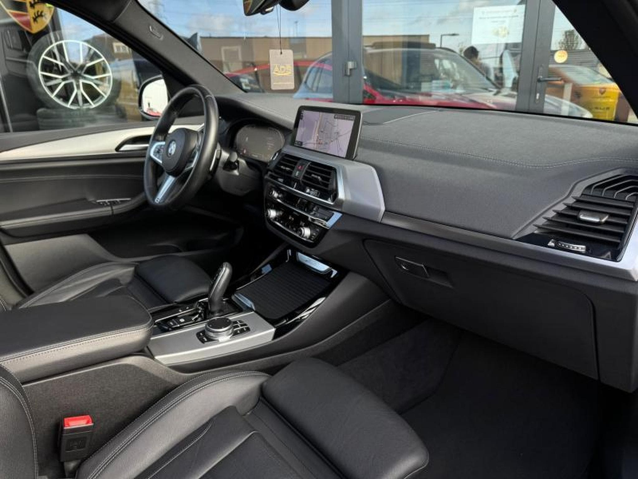 BMW X3 X3 xDrive30d pack M 3.0 265ch/Attelage/Toit ouvrant/Sièges é (2020) - Photo 16