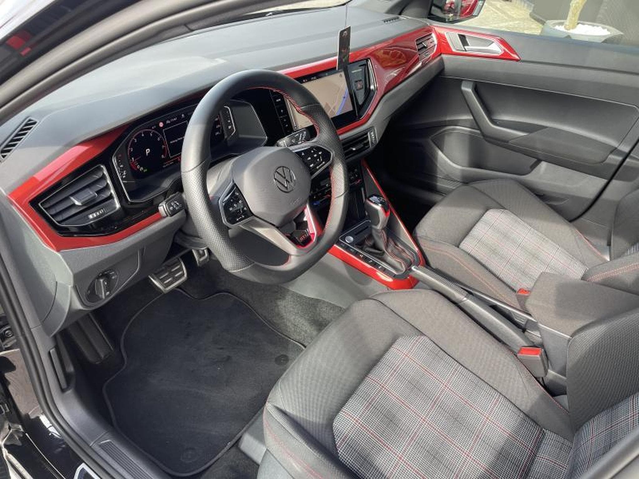 VW Polo VI GTI/2.0 207ch/Toit Ouvrant/Camera (2023) - Foto 6