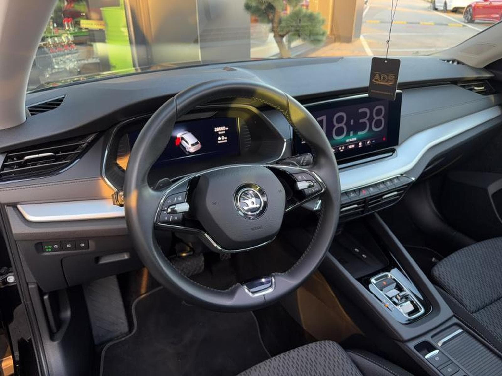Skoda Octavia Ambition/2.0 150ch/Toit Ouvrant/Camera/Sièges chauffants (2023) - Foto 8