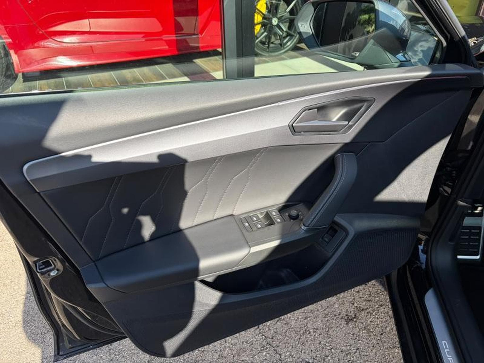 Cupra Leon VZ/2.0 300ch/Toit Ouvrant/Attelage/Camera/Sièges chauffants (2024) - Foto 11