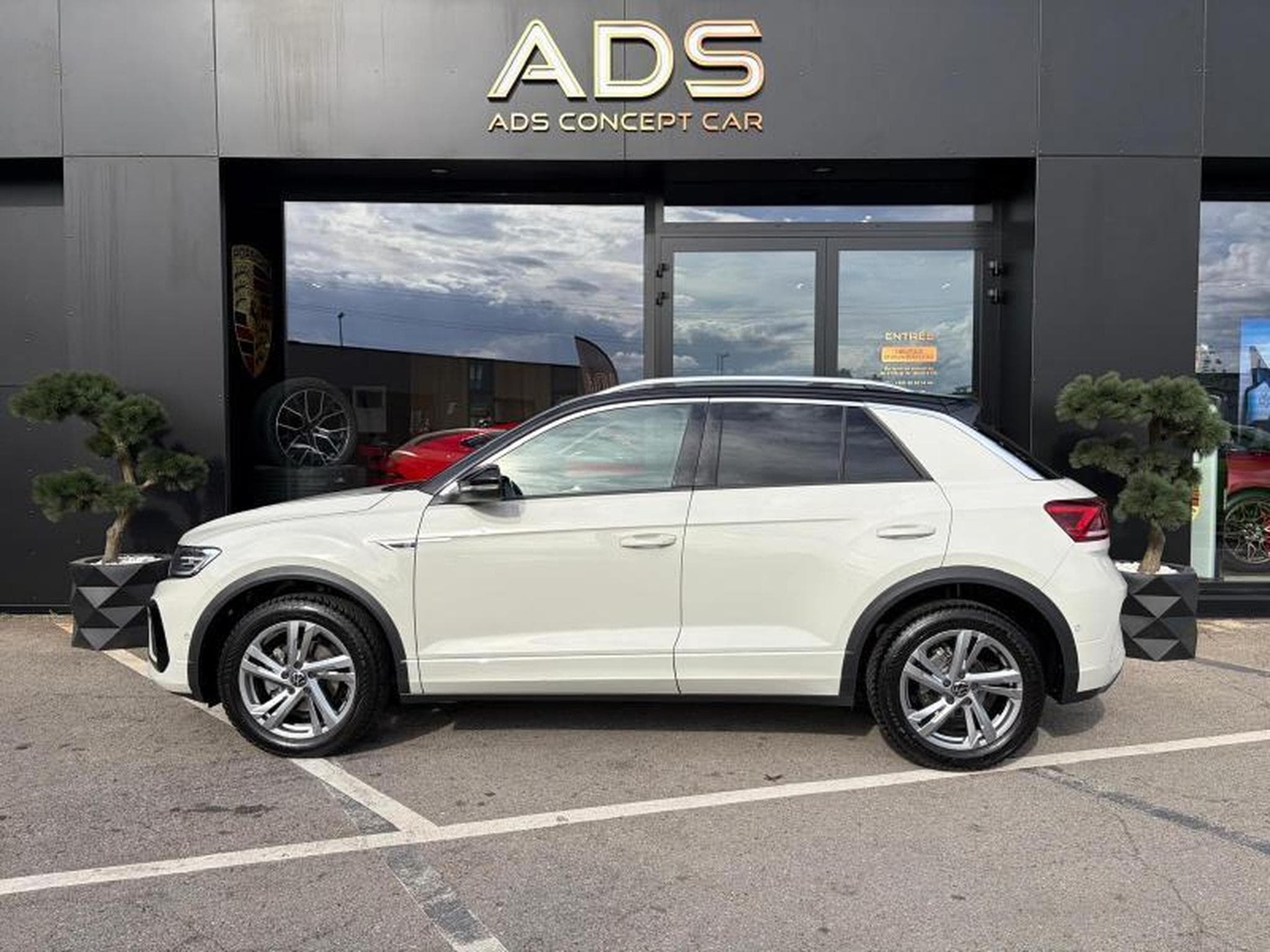 VW T-Roc R-Line 1.0 110ch/Sièges chauffants/Led/Gps (2024) - Foto 3