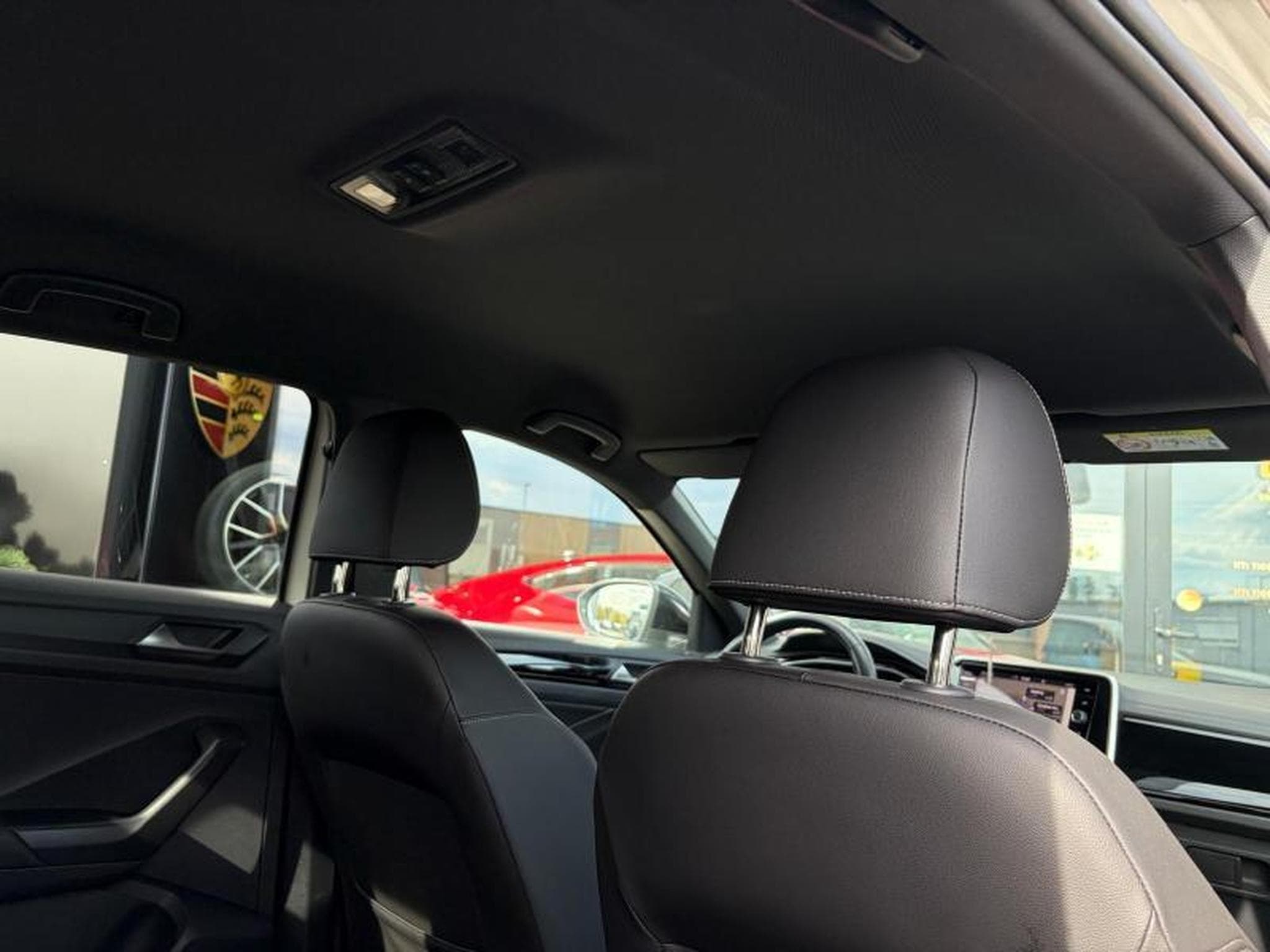 VW T-Roc R-Line 1.0 110ch/Sièges chauffants/Led/Gps (2024) - Foto 11