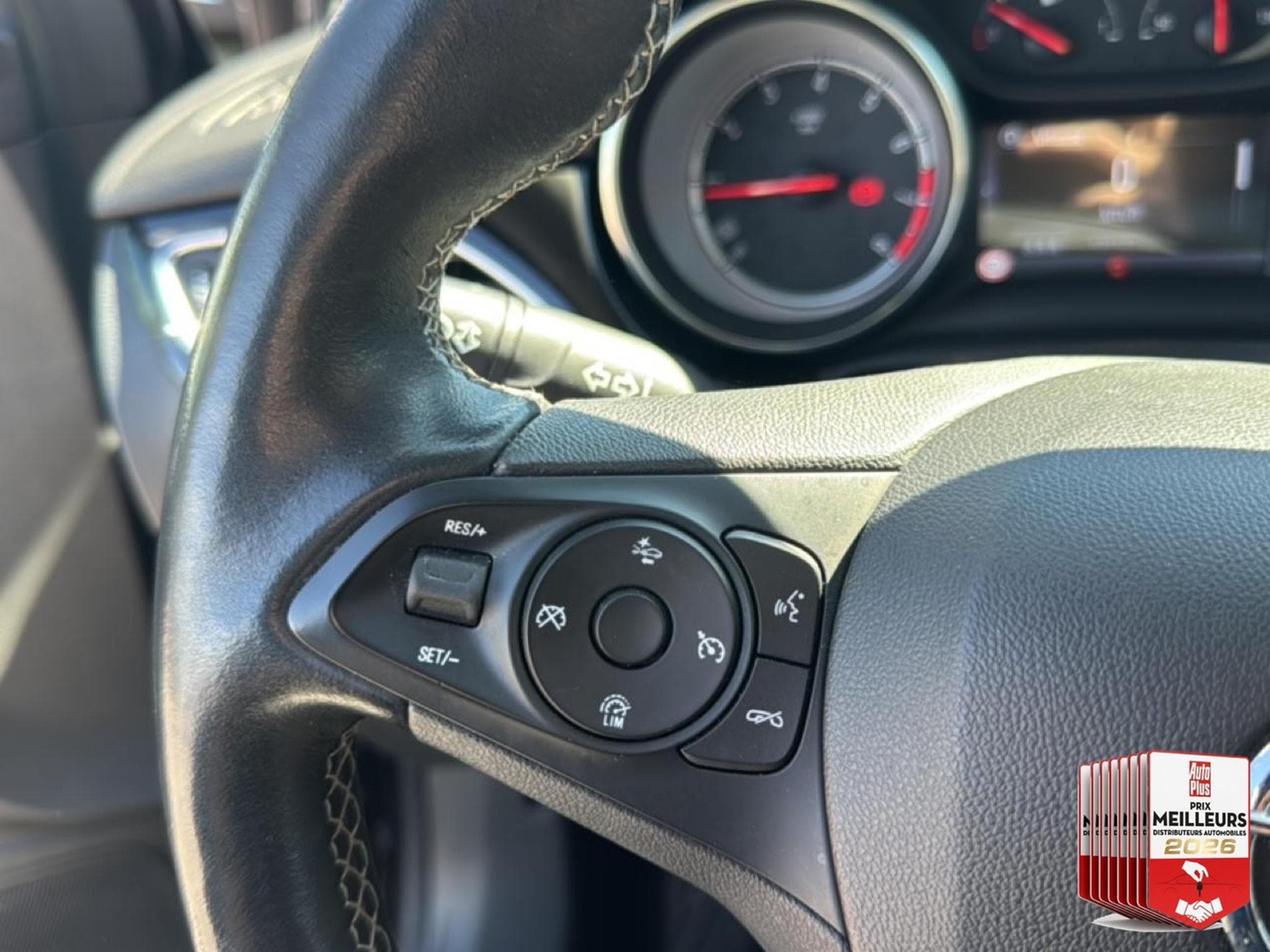 Opel ASTRA 1.4 TURBO 125 ELITE (2019) - Photo 22