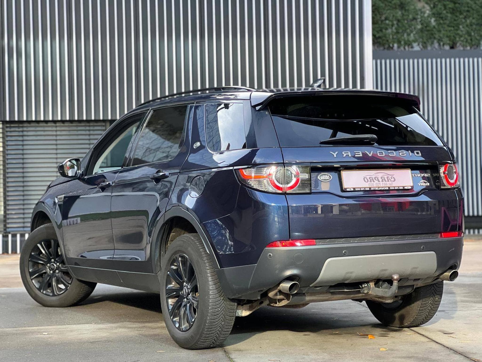 Land-Rover Discovery Sport AUTOMATIQUE / DIESEL / 4X4 (2019) - Foto 4