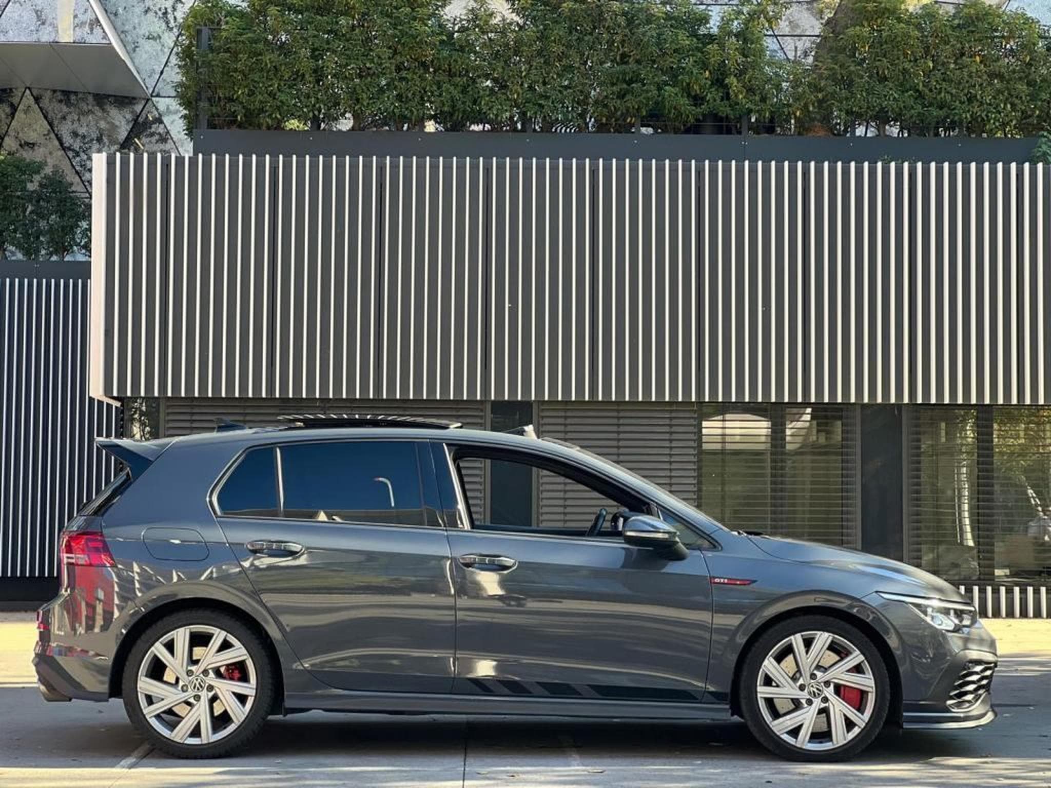 VW Golf VIII GTI Club Sport / 300 PS / Toit Ouvrant / Automatique / (2022) - Foto 7