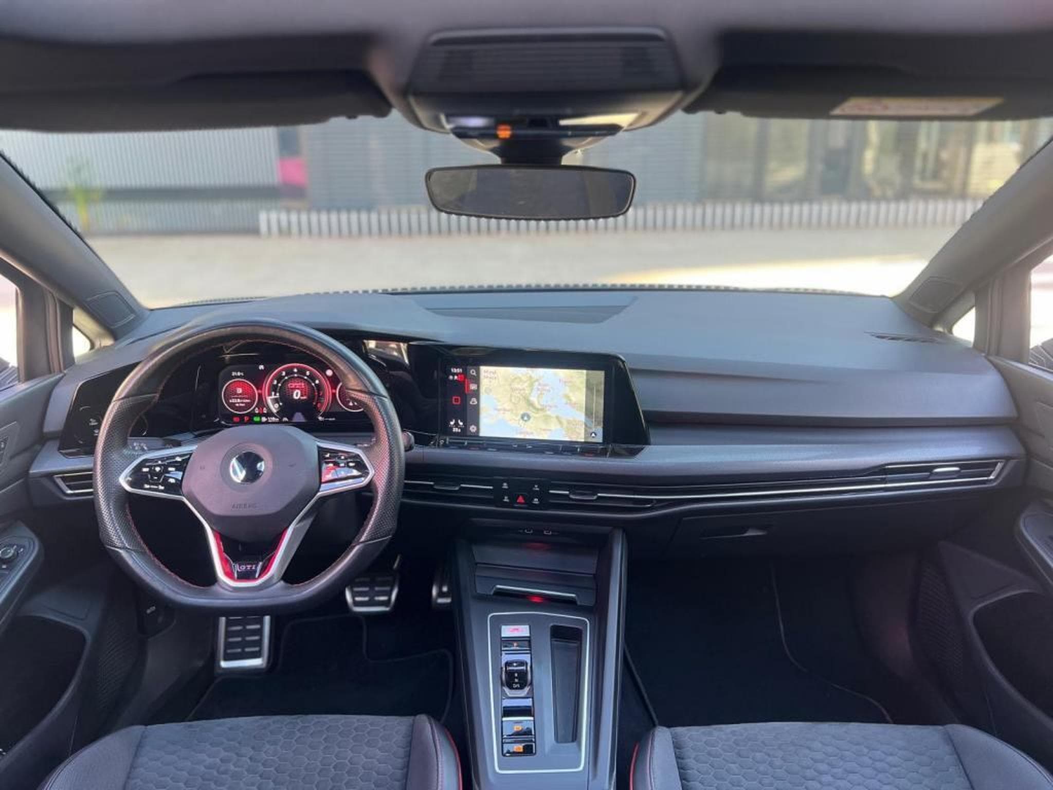 VW Golf VIII GTI Club Sport / 300 PS / Toit Ouvrant / Automatique / (2022) - Foto 9