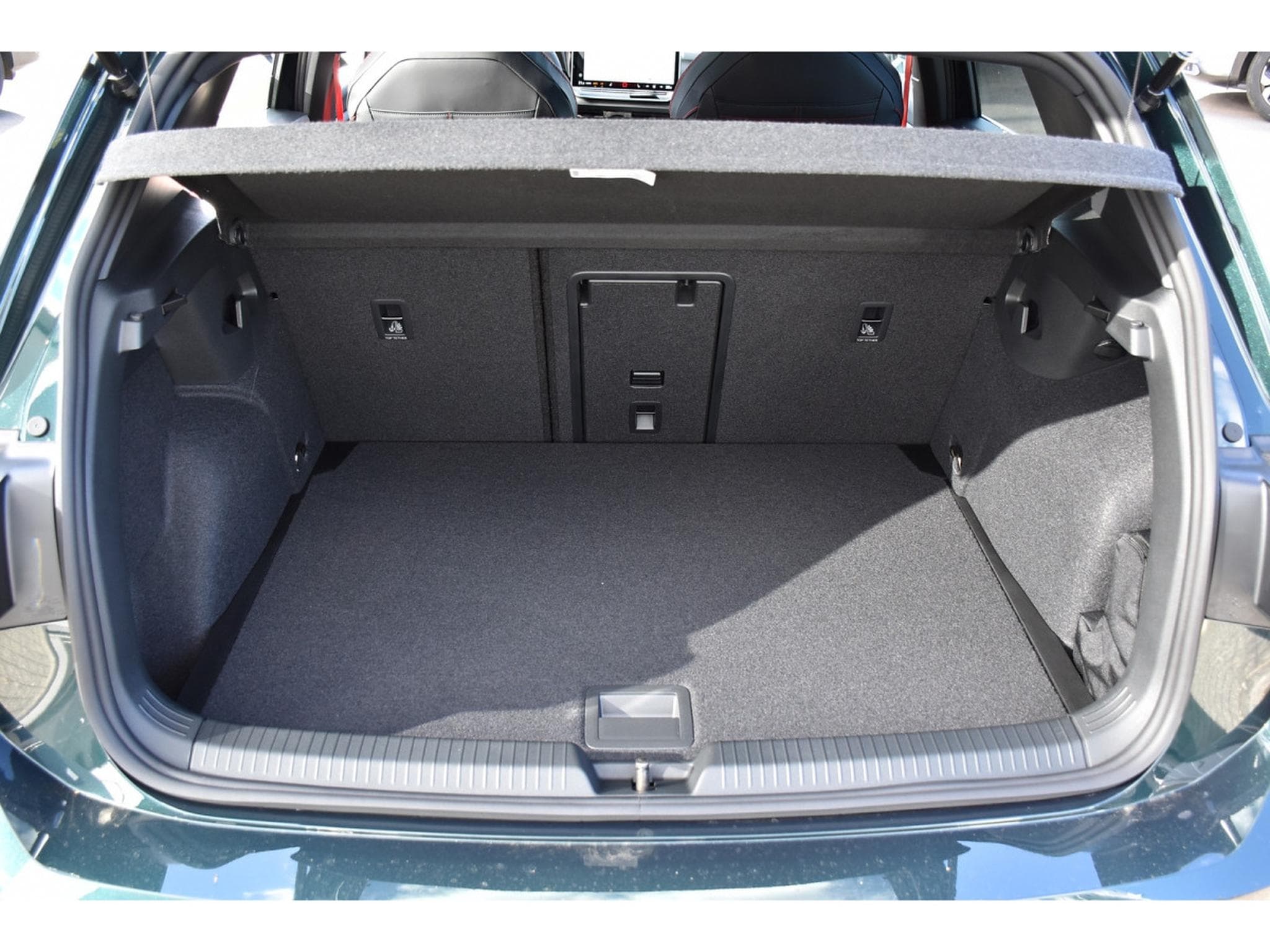 VW Golf GTI 2.0 TSI DSG Edition 50 TO TRAVEL PACK HIVER NEUVE (2026) - Photo 25