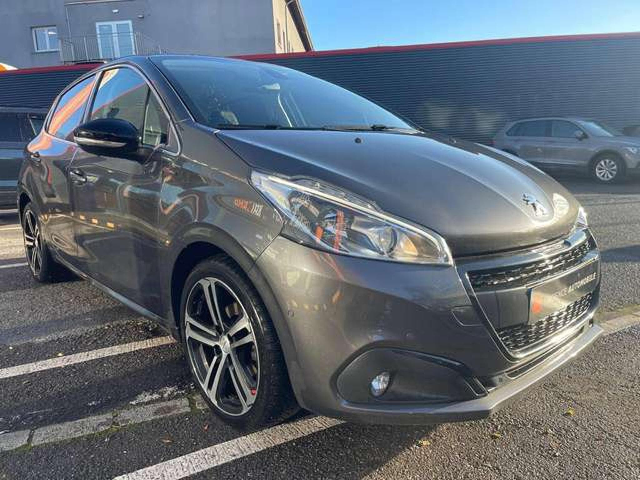 Peugeot 208 208 110 CH GT LINE-JUSQU'A 36 MOIS DE GARANTIE (2019) - Photo 4