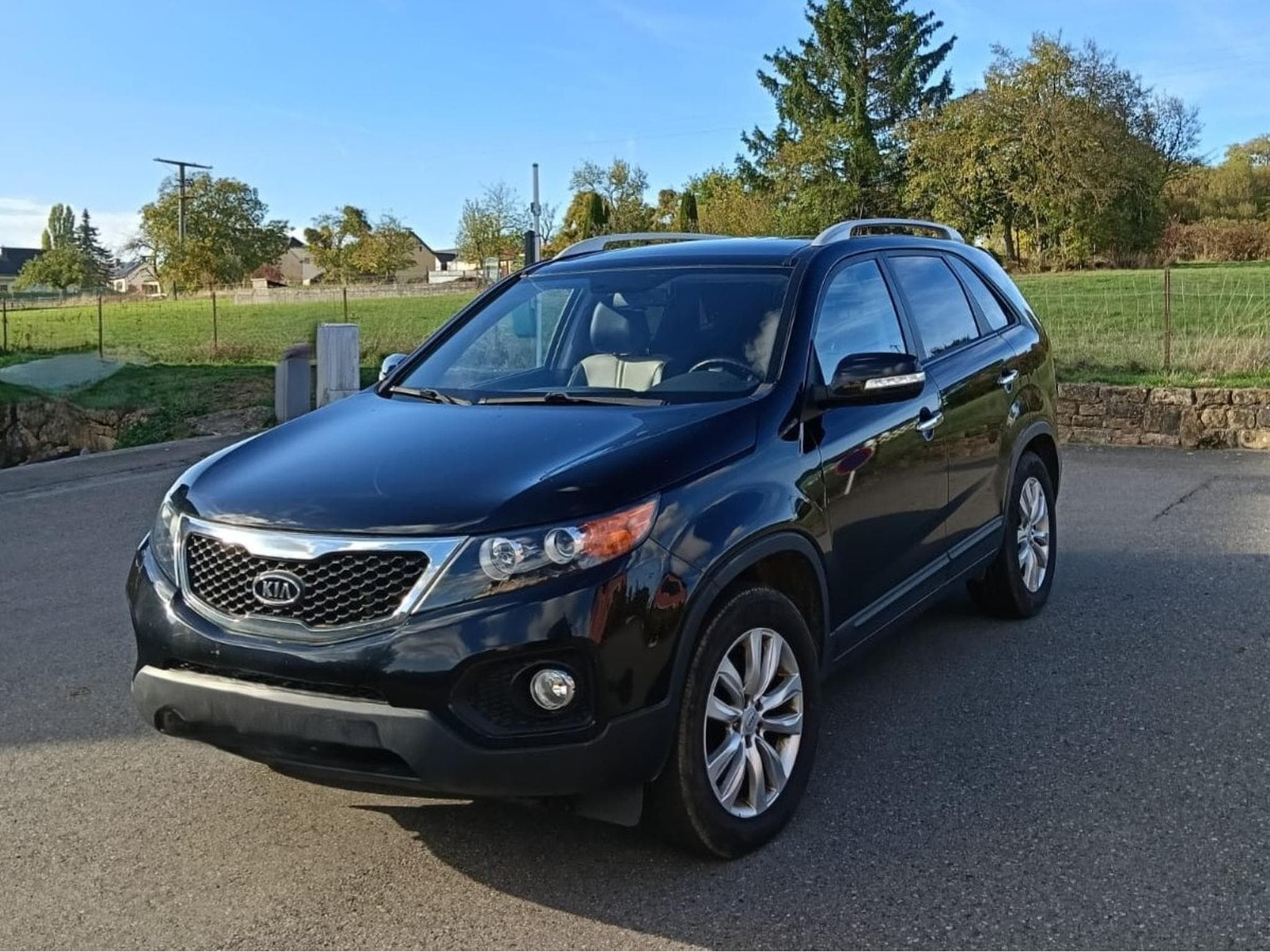 Kia Sorento 2.0 CRDI 2WD (2011) - Photo 2
