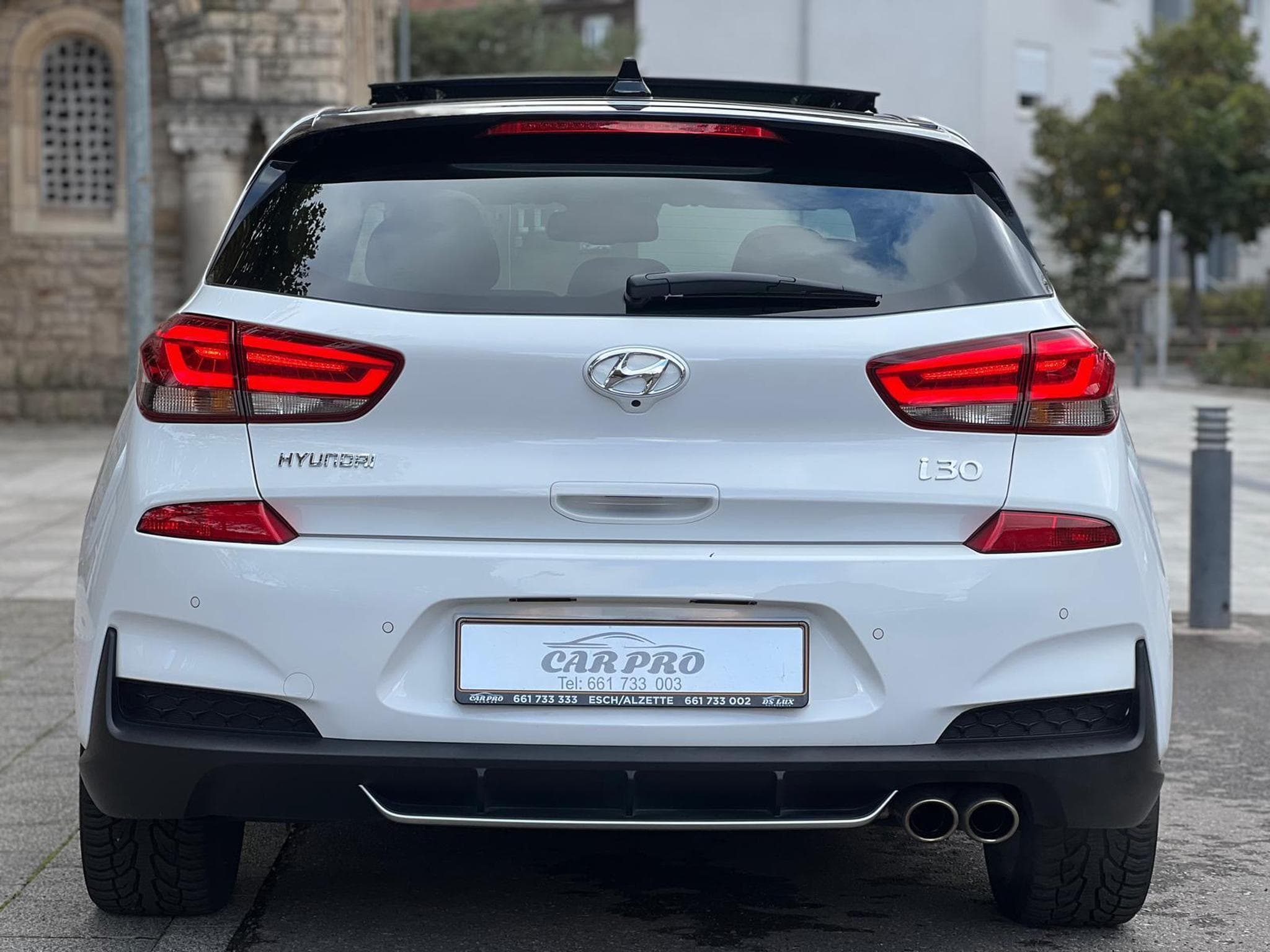 Hyundai i30 N Line / Automatique / Essence / Panoramique / (2019) - Foto 6