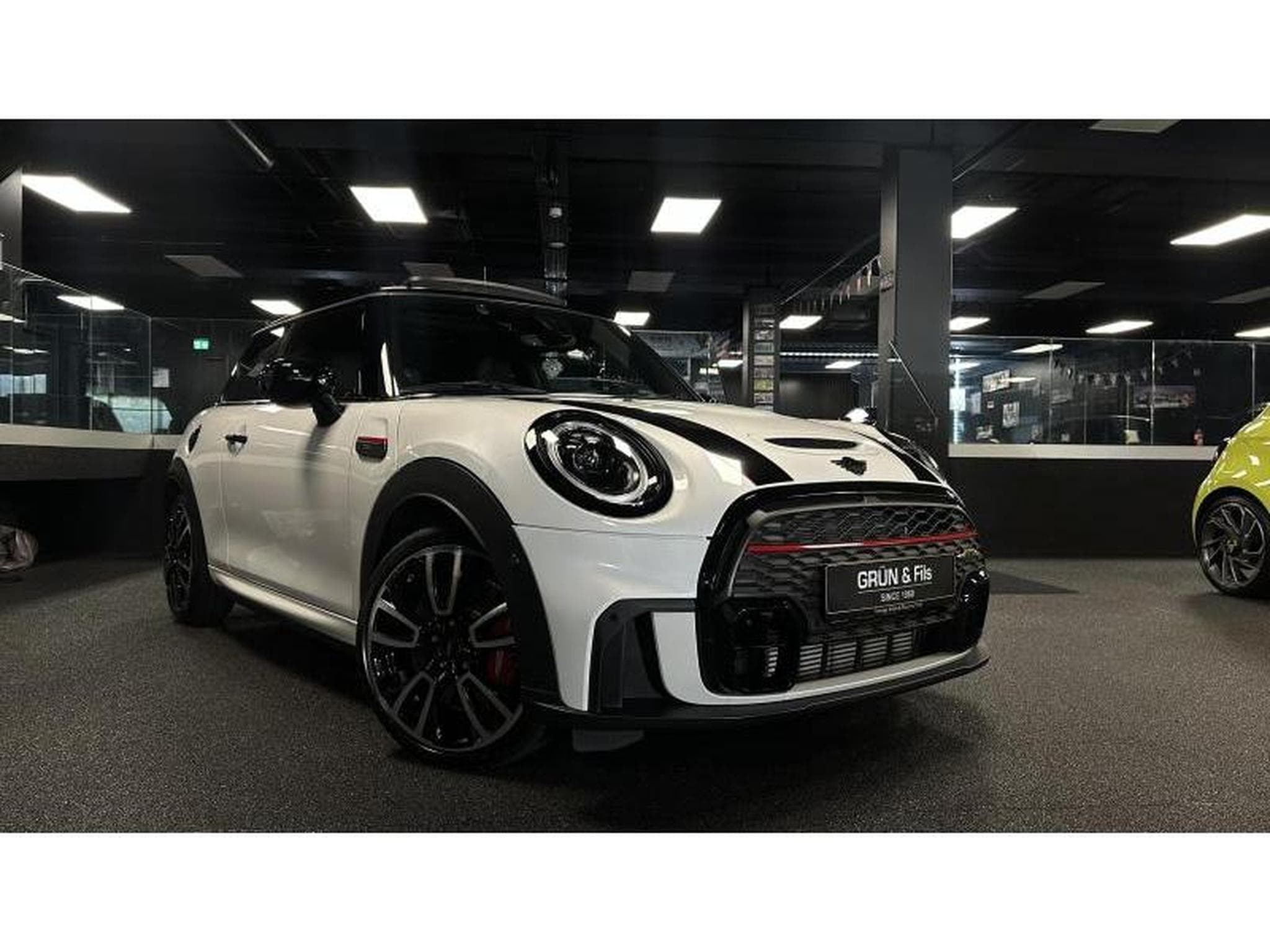 MINI Cooper John Cooper Works (2024) - Foto 2