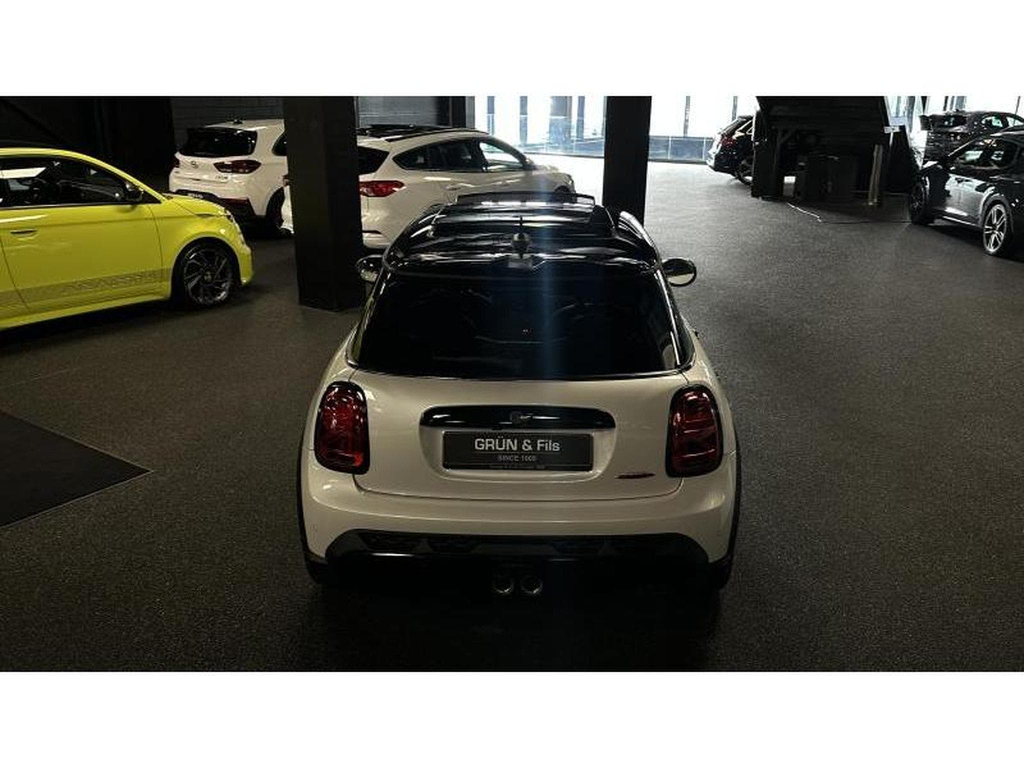 MINI Cooper John Cooper Works (2024) - Foto 6