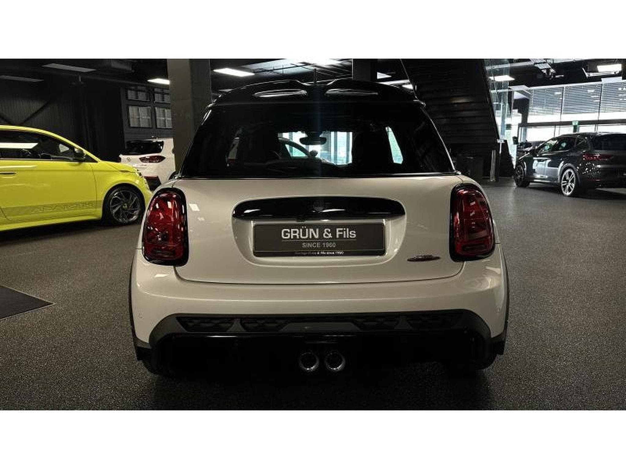 MINI Cooper John Cooper Works (2024) - Foto 9