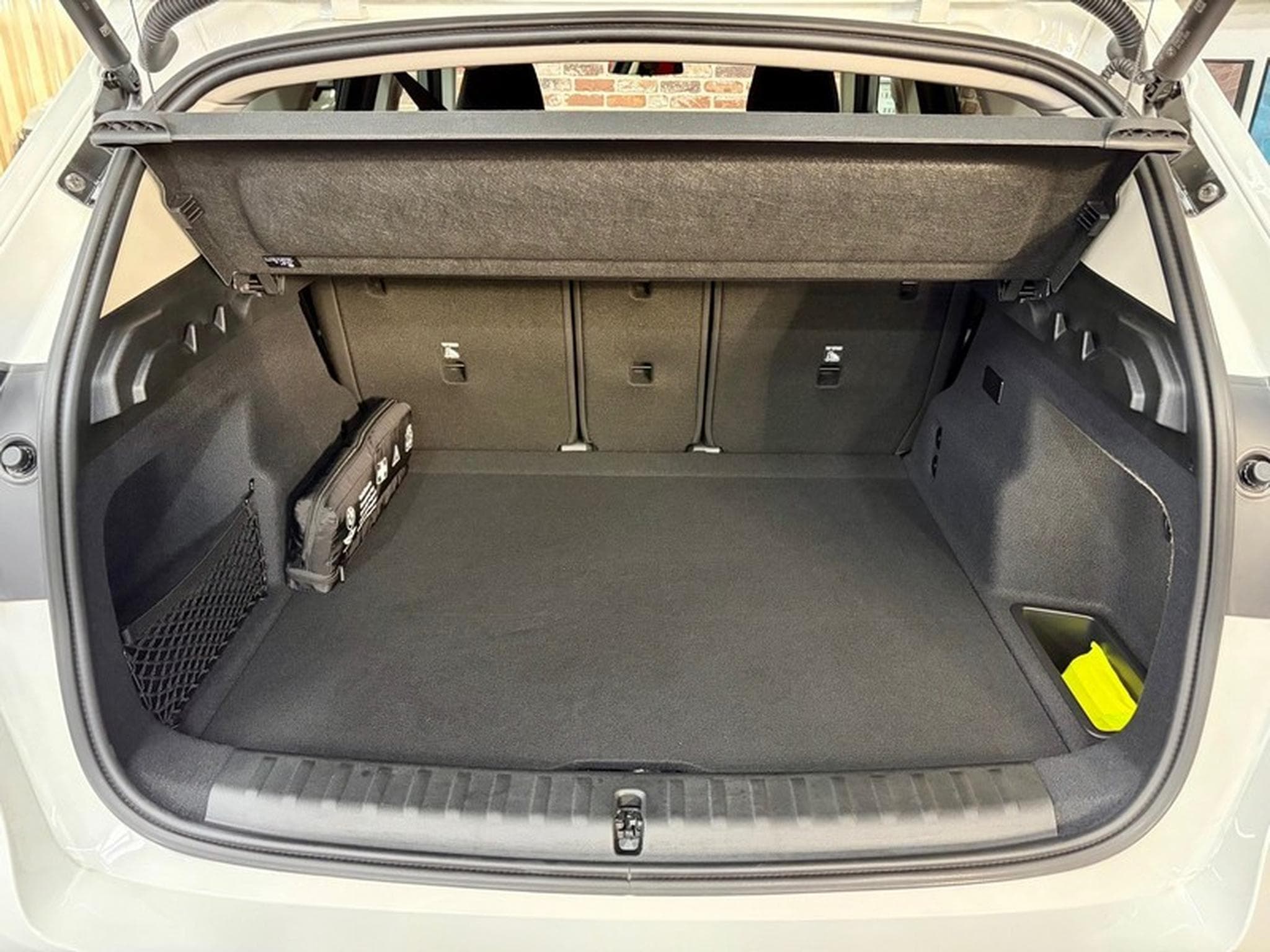 BMW iX1 iX1 306cv xDrive30 Navig/LED/ACC/ALU18/ (2026) - Photo 7