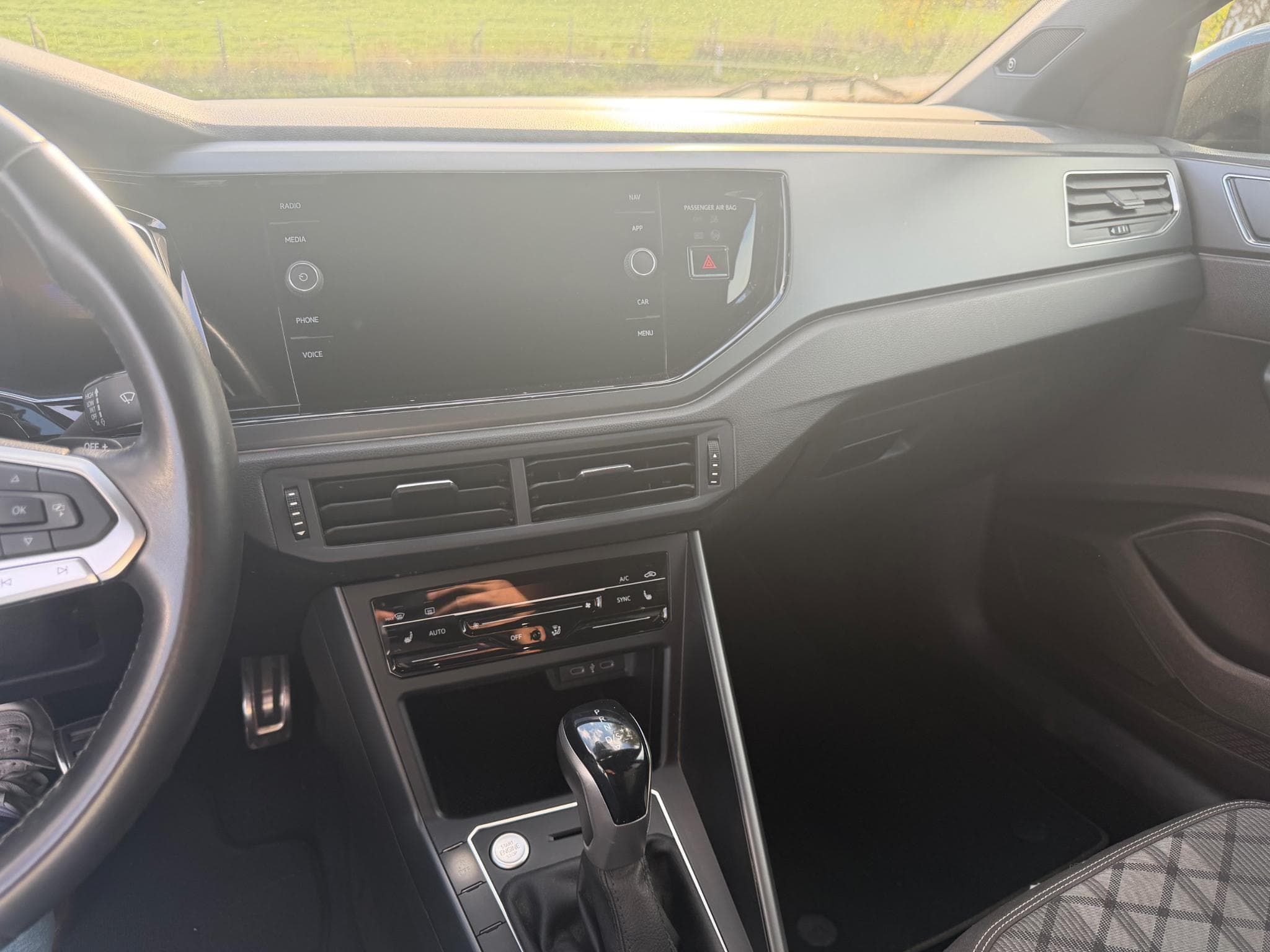 VW Taigo R-Line 1.5 TSI 110 kW DSG7 (2023) - Photo 6