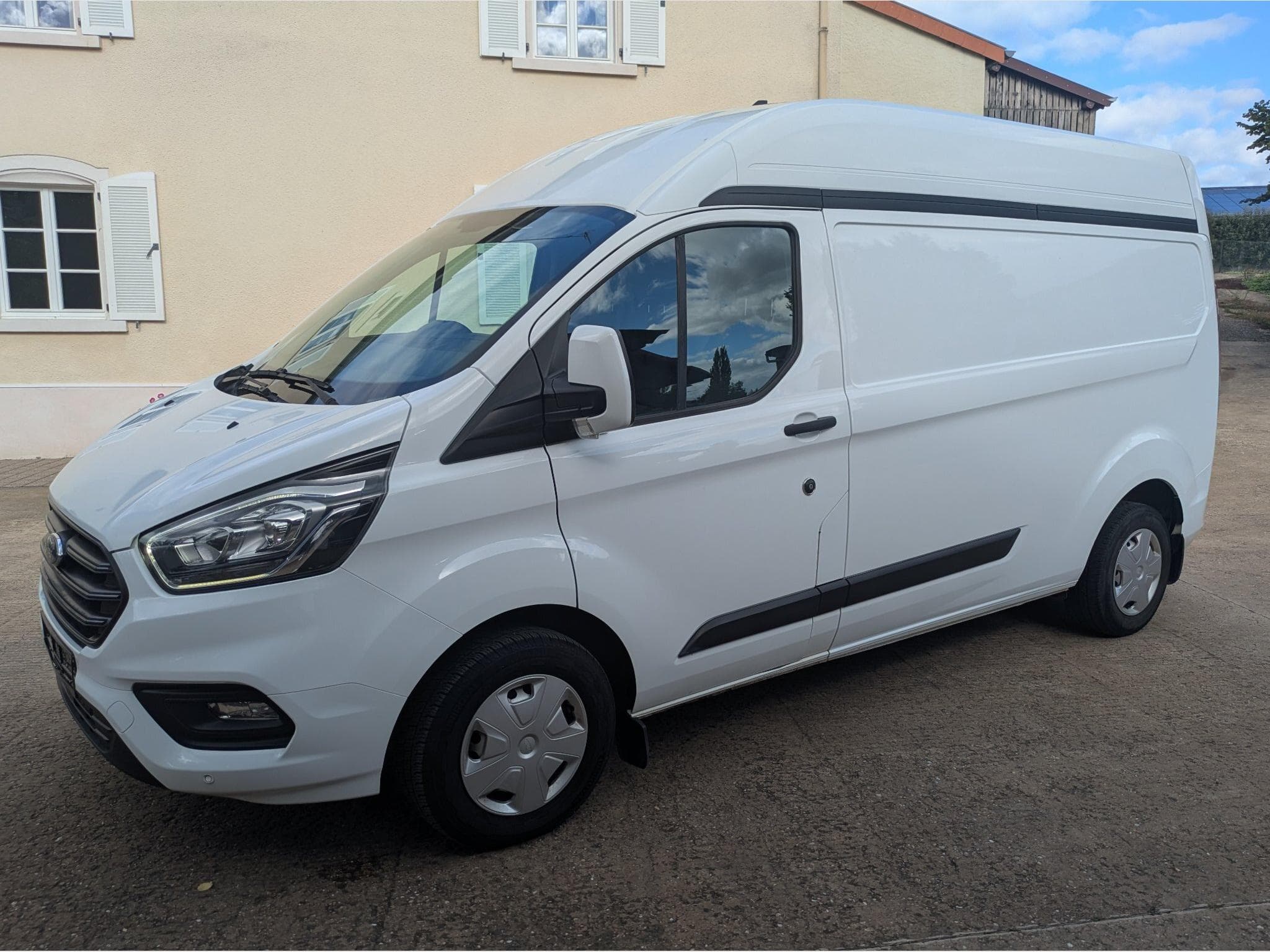 Ford Transit Custom 300L Fourgon L2H2 (2022) - Photo 1