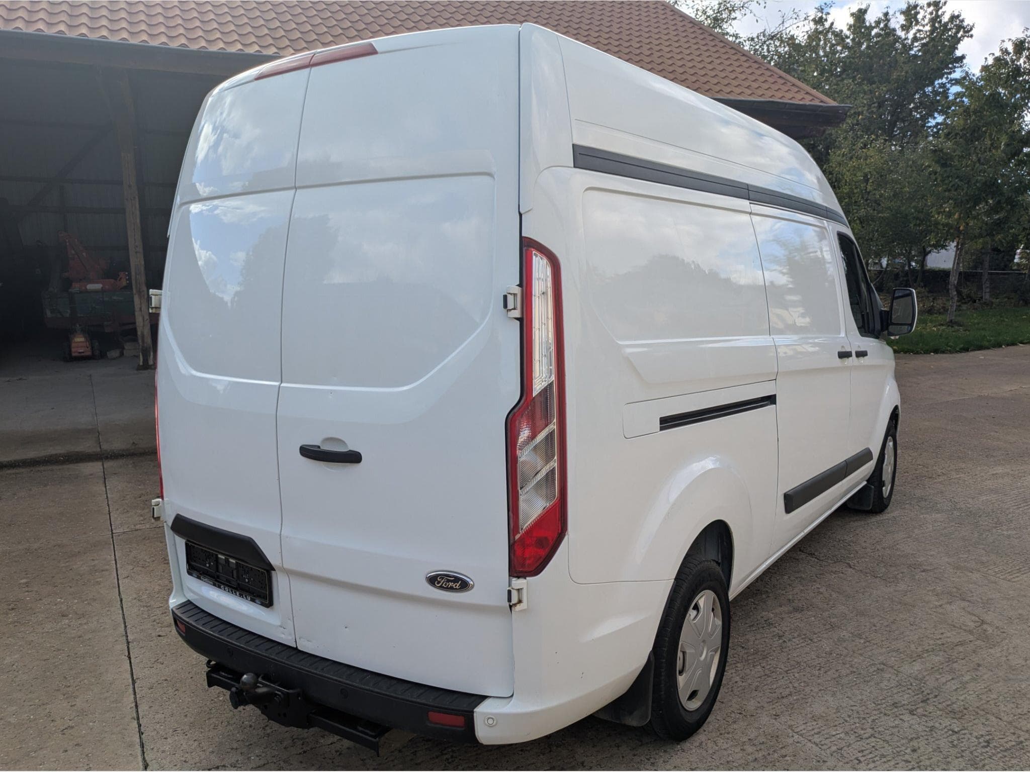Ford Transit Custom 300L Fourgon L2H2 (2022) - Photo 3