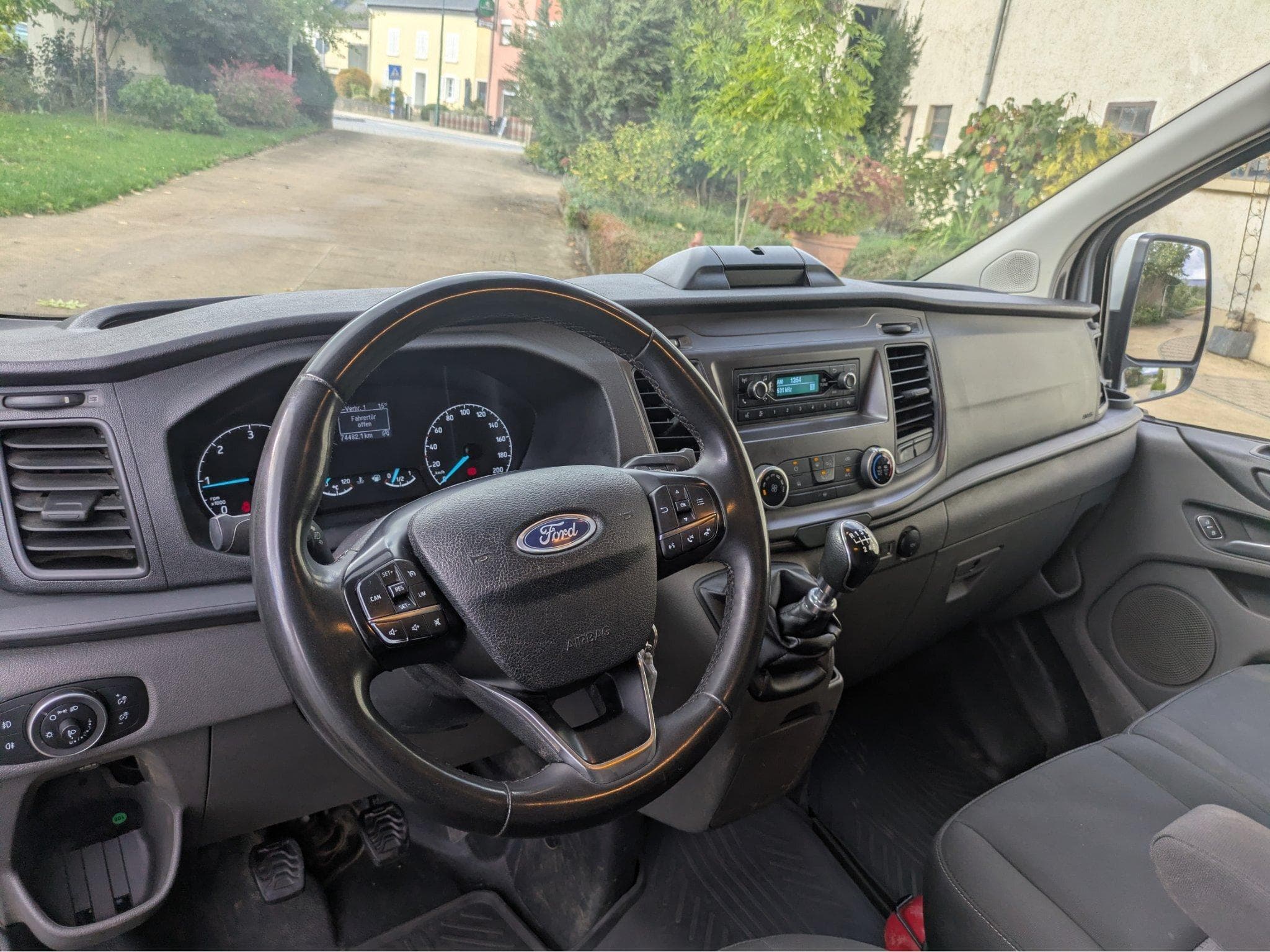 Ford Transit Custom 300L Fourgon L2H2 (2022) - Photo 7