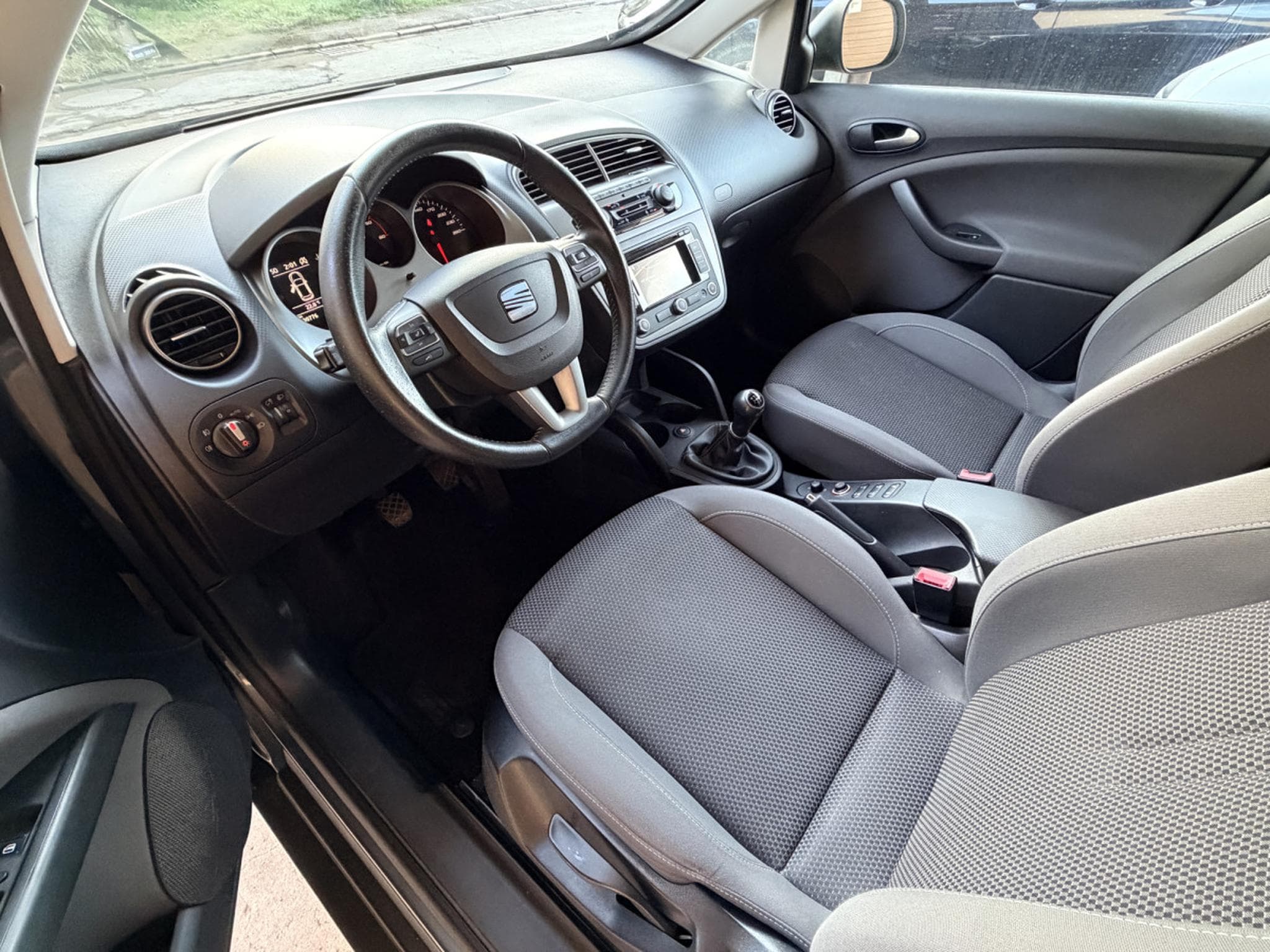 Seat Altea ITECH 105CV (2015) - Foto 9