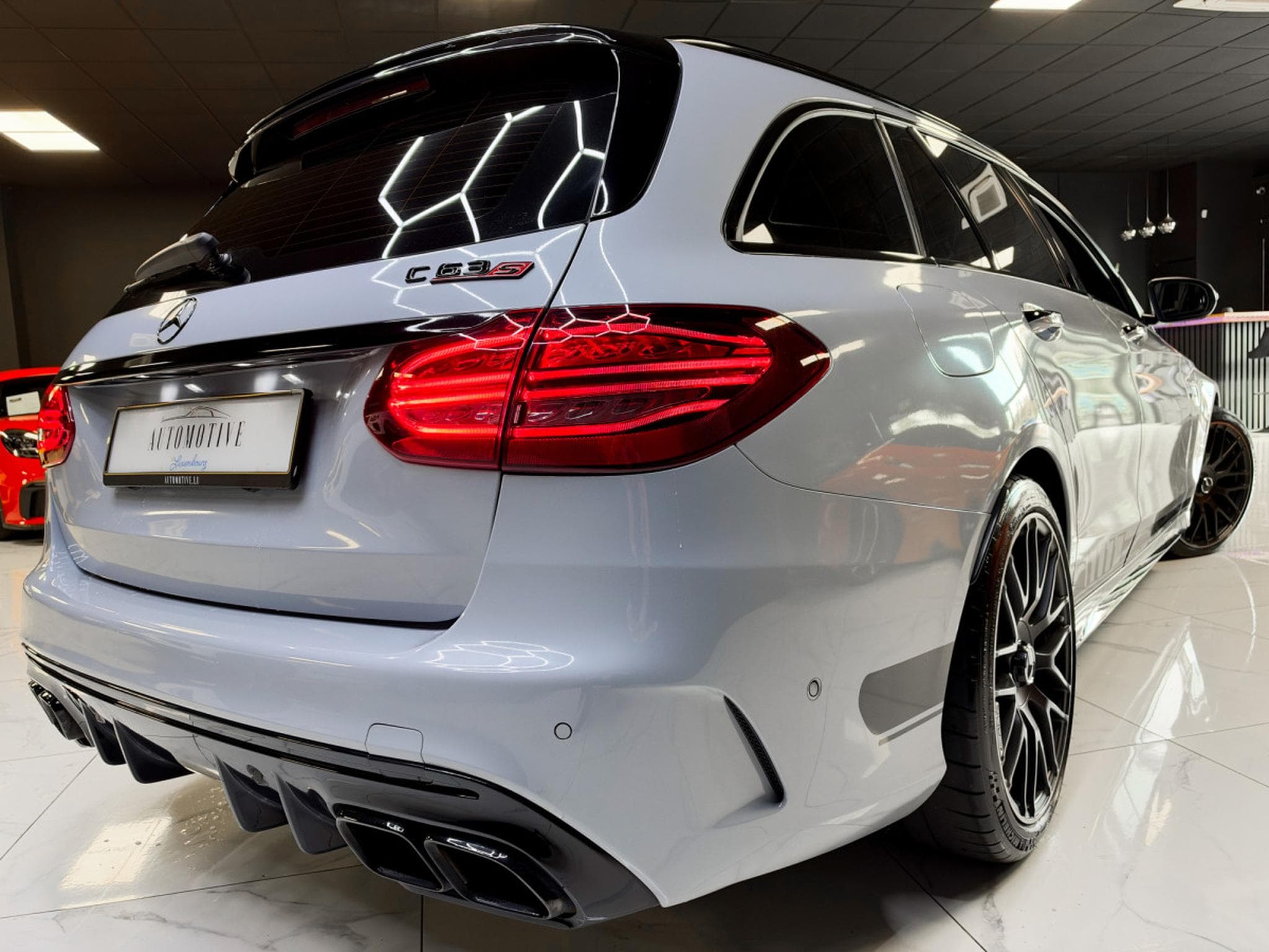 Mercedes C 63 AMG T 4.0 V8 / PANORAMIC / MEMO / LED (2019) - Foto 14