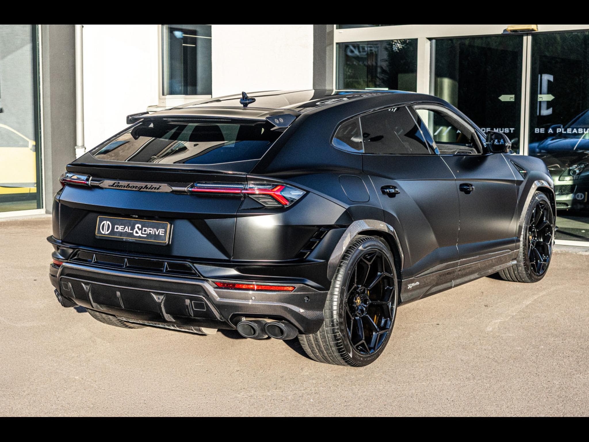 Lamborghini Urus PERFORMANTE 4.0 V8 666 CH - SATIN PPF - AKRAPOVIC (2024) - Foto 7