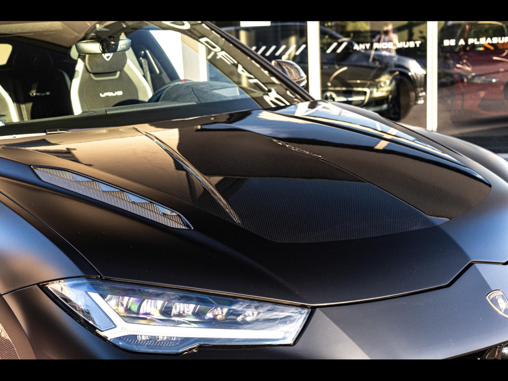 Lamborghini Urus PERFORMANTE 4.0 V8 666 CH - SATIN PPF - AKRAPOVIC (2024) - Foto 16