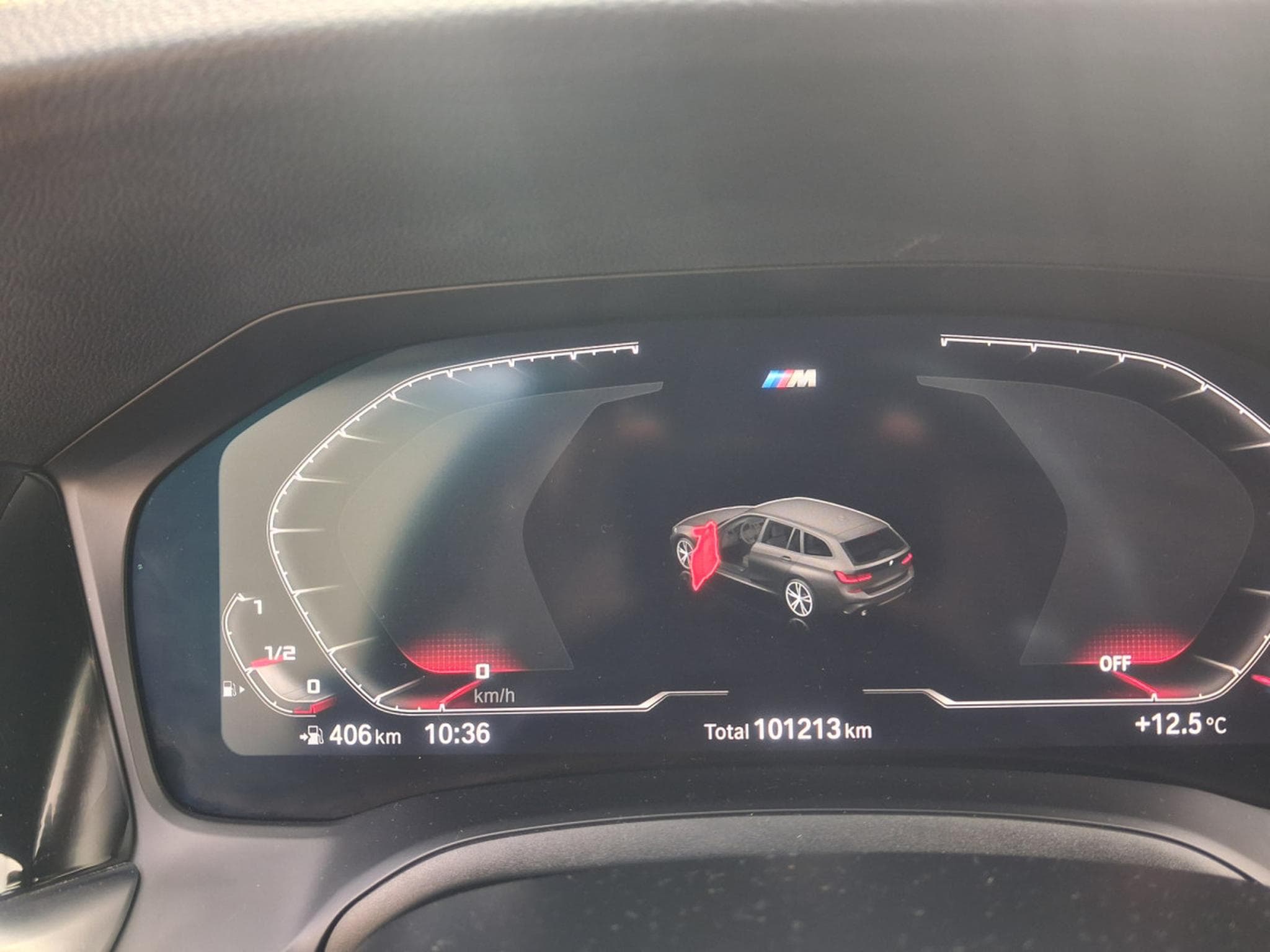 BMW 320 xDRIVE 20 M SPORT (2022) - Foto 15