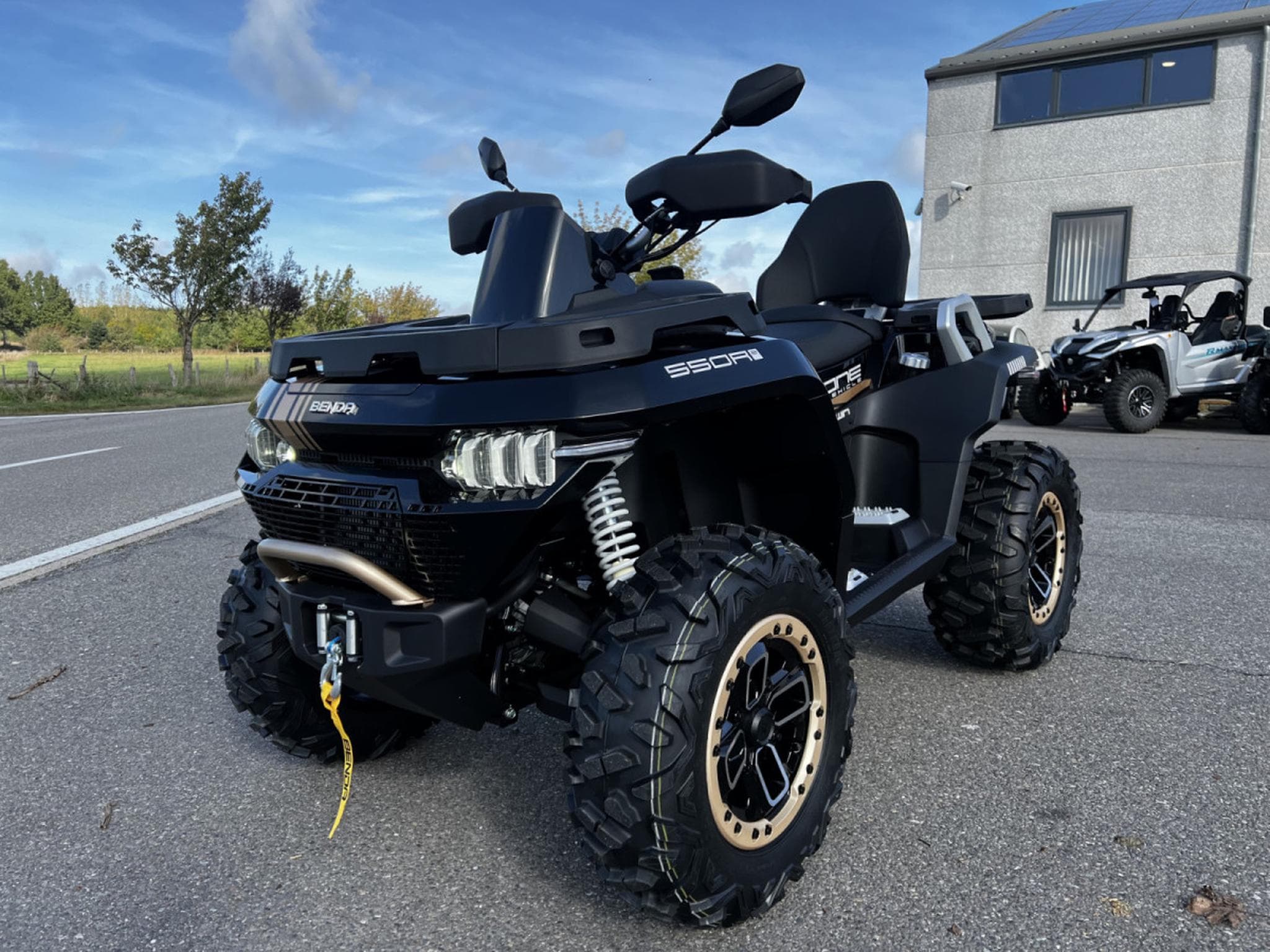 Benda Redstone 550 L EPS ABS (2026) - Photo 2