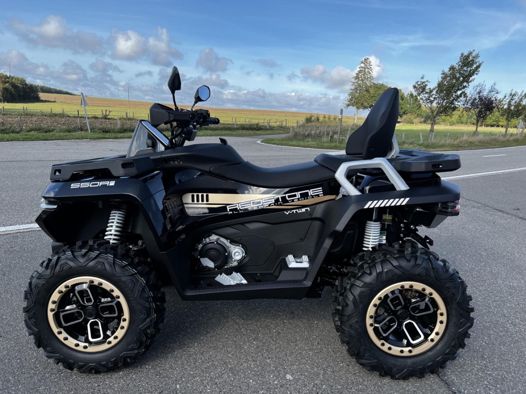 Benda Redstone 550 L EPS ABS (2026) - Photo 5