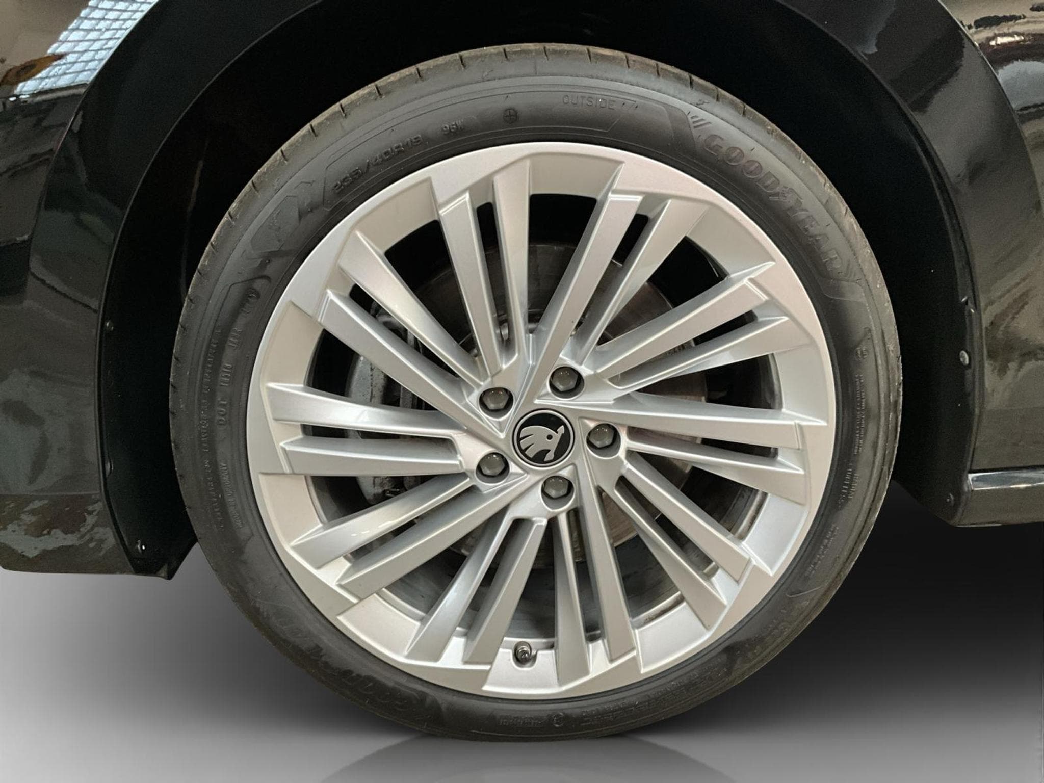 Skoda Superb L&K+DSG+4x4+Pano+AHK+Stand-H. (2025) - Photo 8