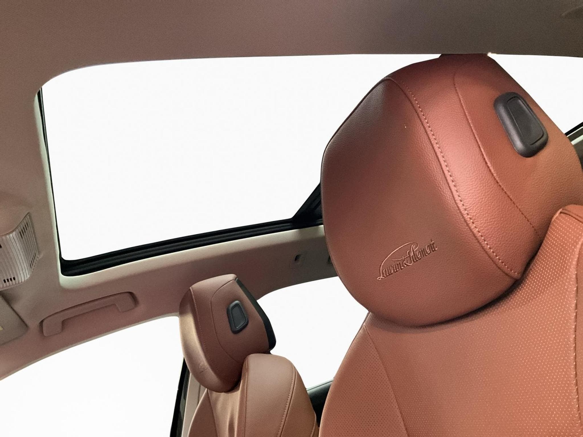 Skoda Superb L&K+DSG+4x4+Pano+AHK+Stand-H. (2025) - Photo 15