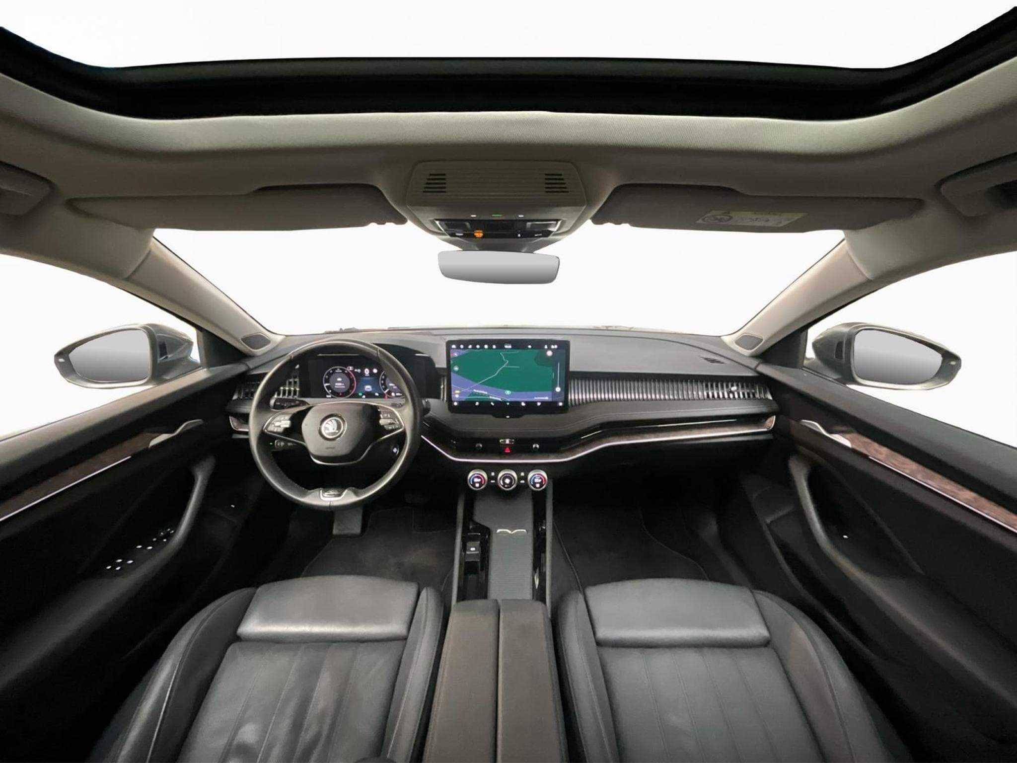 Skoda Superb L&K+DSG+4x4+Stand-Heizung+LM19+AHK+P.Launch+Pano+Led (2024) - Photo 2