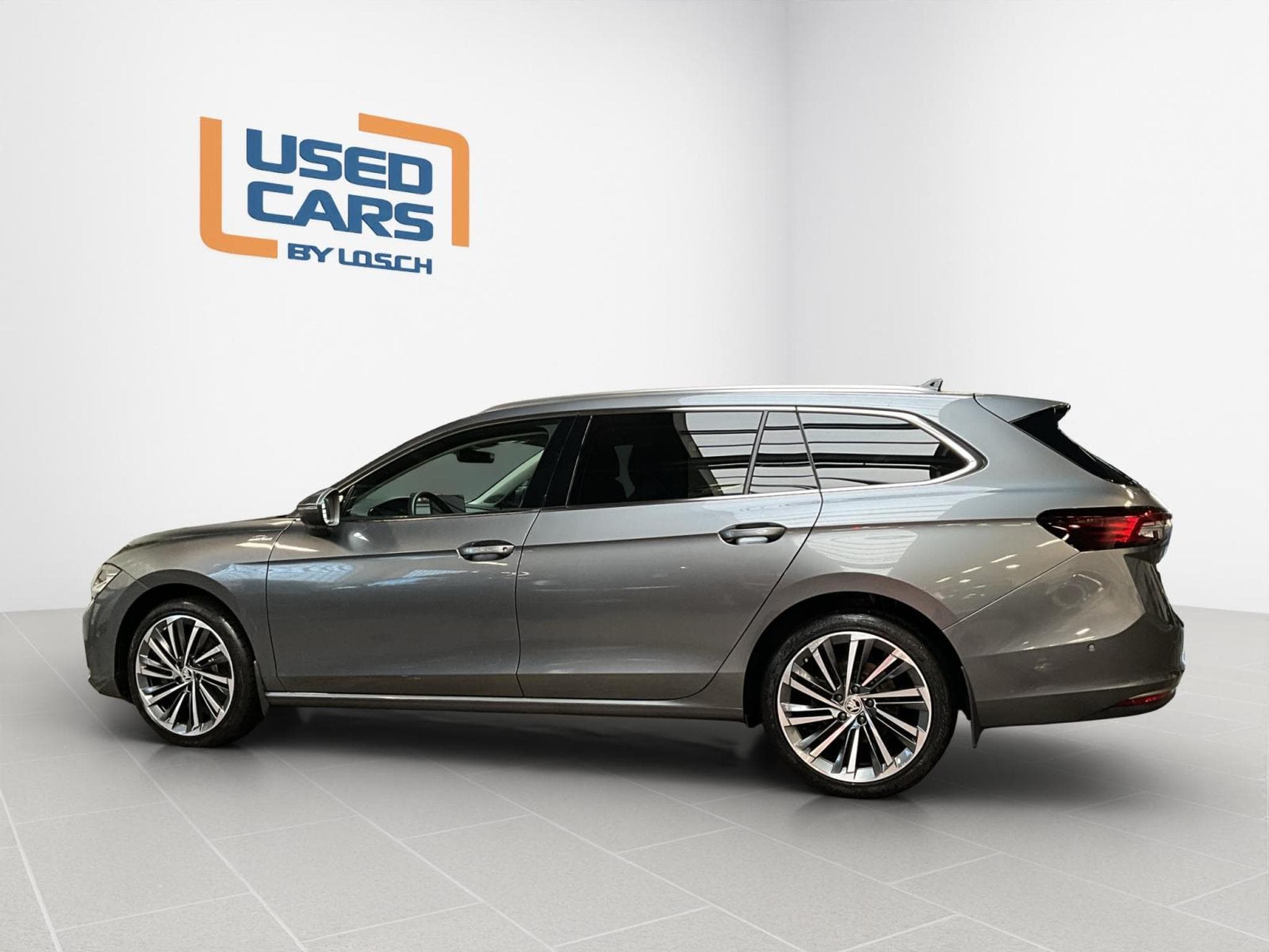 Skoda Superb L&K+DSG+4x4+Stand-Heizung+LM19+AHK+P.Launch+Pano+Led (2024) - Photo 5