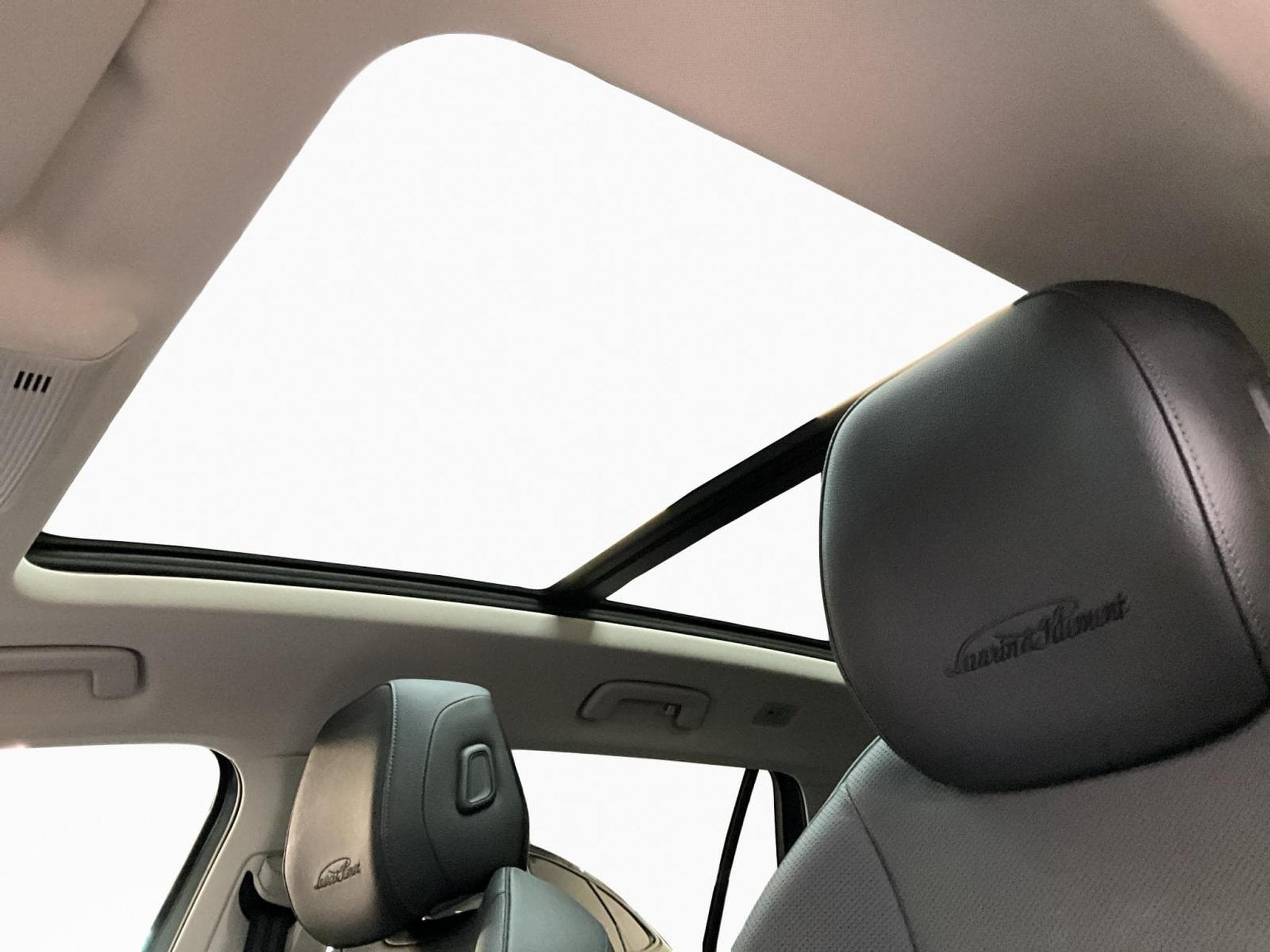 Skoda Superb L&K+DSG+4x4+Stand-Heizung+LM19+AHK+P.Launch+Pano+Led (2024) - Photo 15